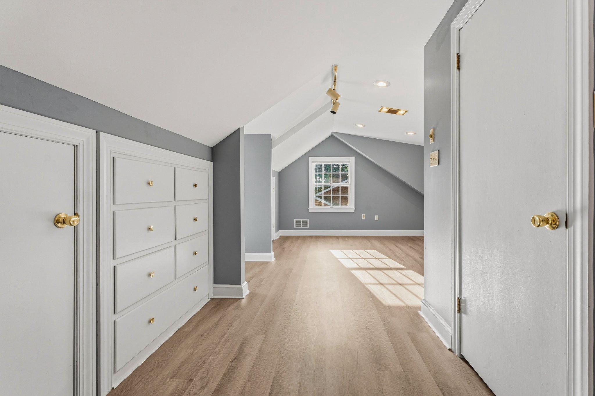  425 W 15th Street, Front Royal, VA, 22630 - 物件實景