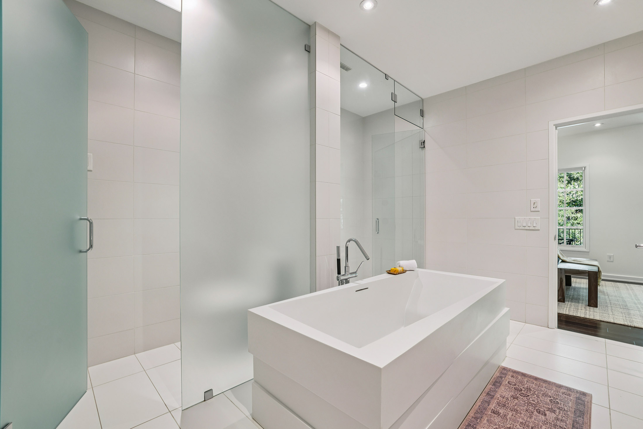  Elegant Brownstone-style Townhome in Gated Community in the Heart of Brookhaven - 物件實景