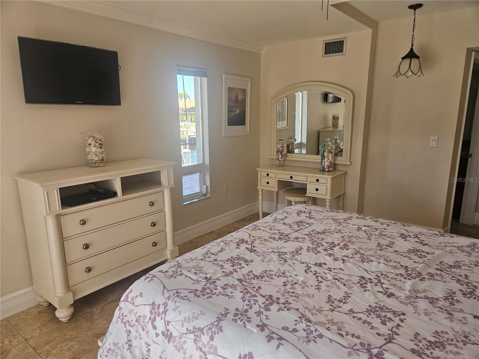 CAPE CORAL, Florida, 33914, United States, 4 Bedrooms Bedrooms, ,4 BathroomsBathrooms,Residential,For Sale,1910692