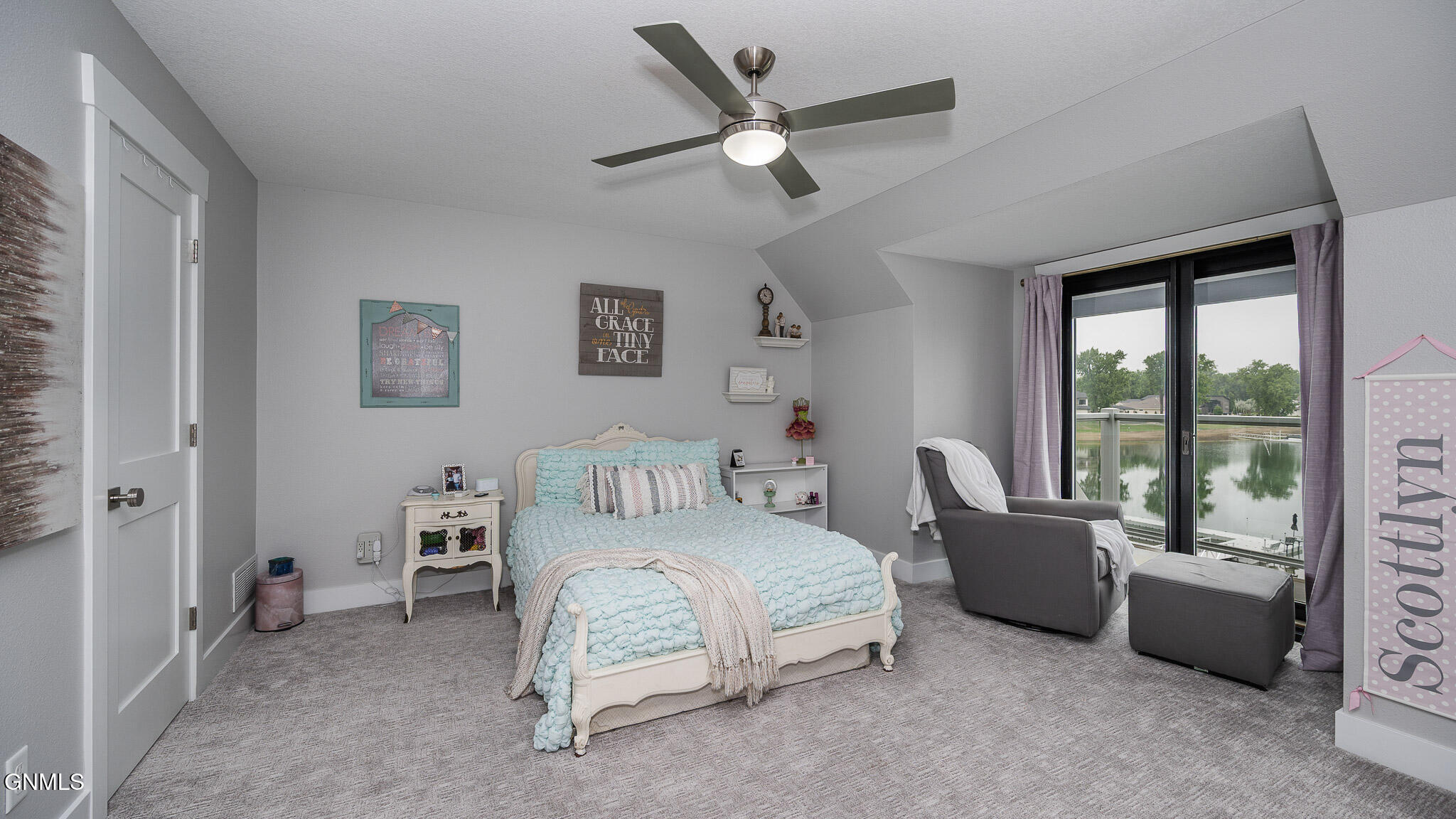 Bismarck, North Dakota, 58504, United States, 6 Bedrooms Bedrooms, ,4 BathroomsBathrooms,Residential,For Sale,1982102