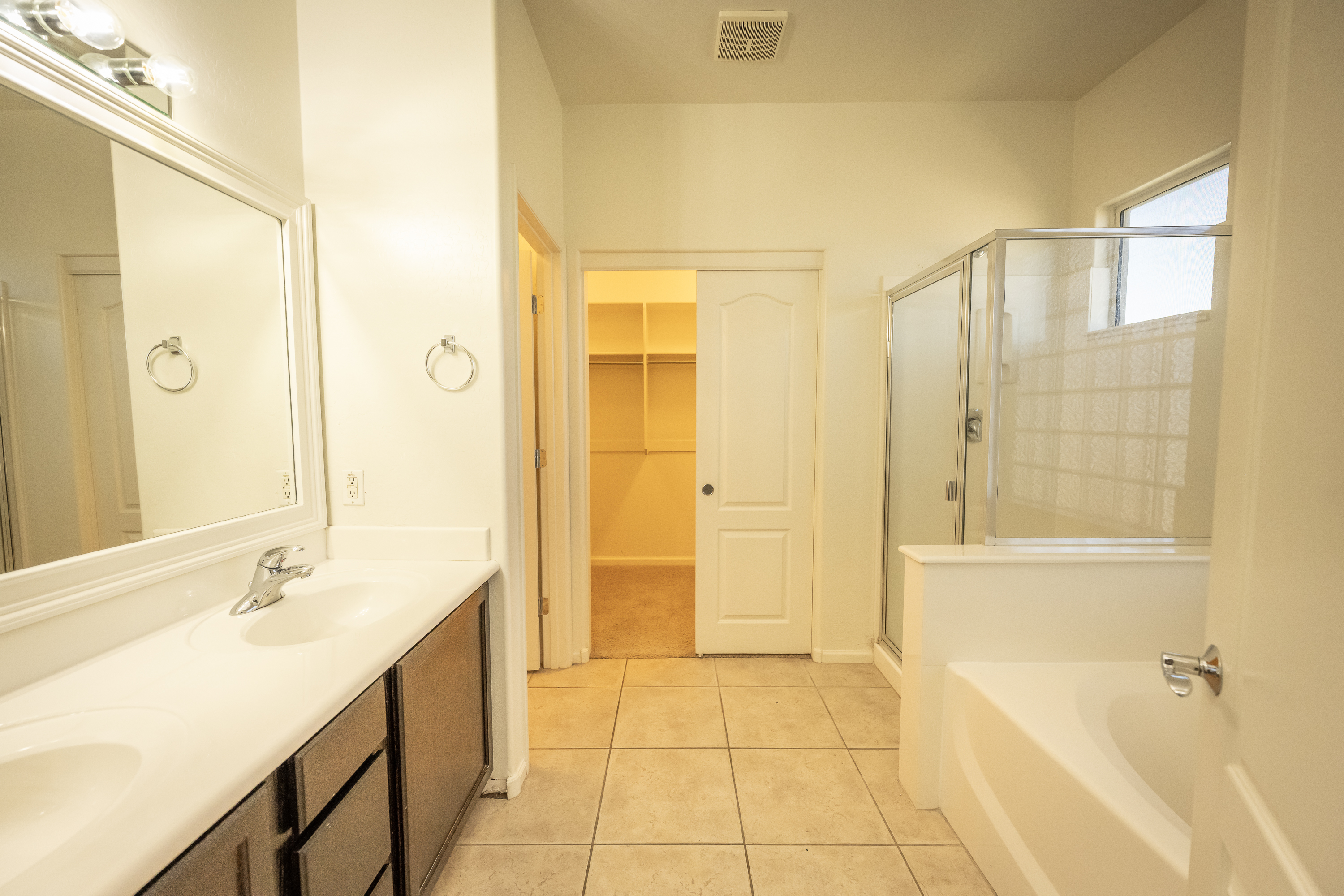 ANTHEM, Arizona, 85086, United States, 4 Bedrooms Bedrooms, ,3 BathroomsBathrooms,Residential,For Sale,1937658