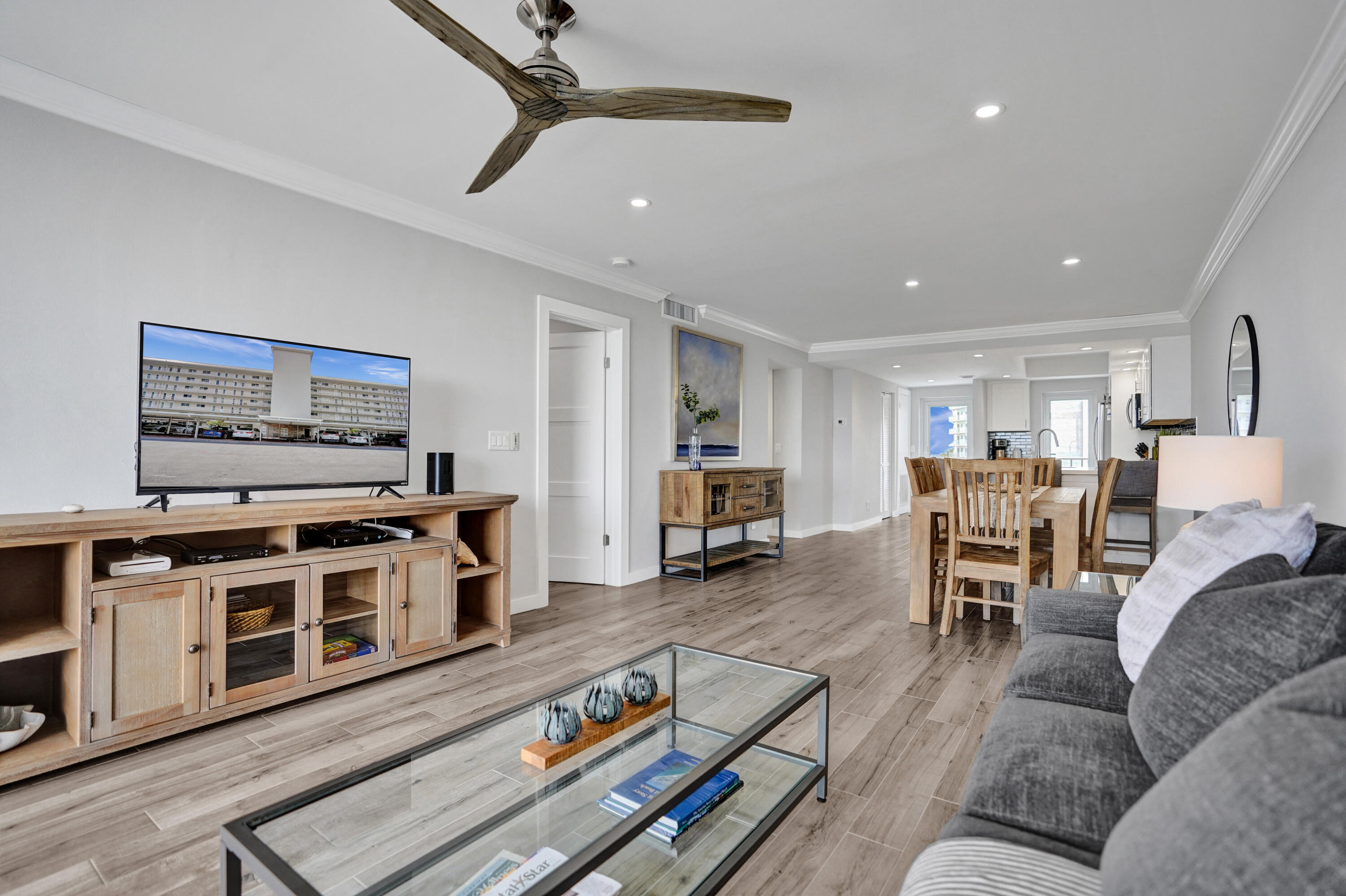 Highland Beach, Florida, 33487, United States, 2 Bedrooms Bedrooms, ,2 BathroomsBathrooms,Residential,For Sale,1828611