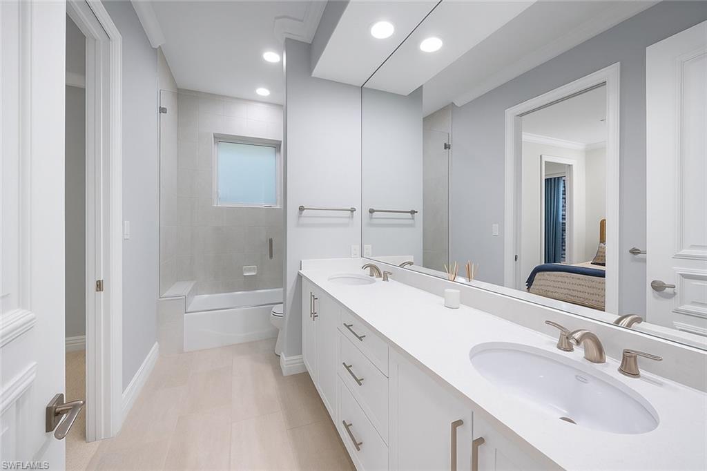 Naples, Florida, 34102, United States, 4 Bedrooms Bedrooms, ,4 BathroomsBathrooms,Residential,For Sale,1989384