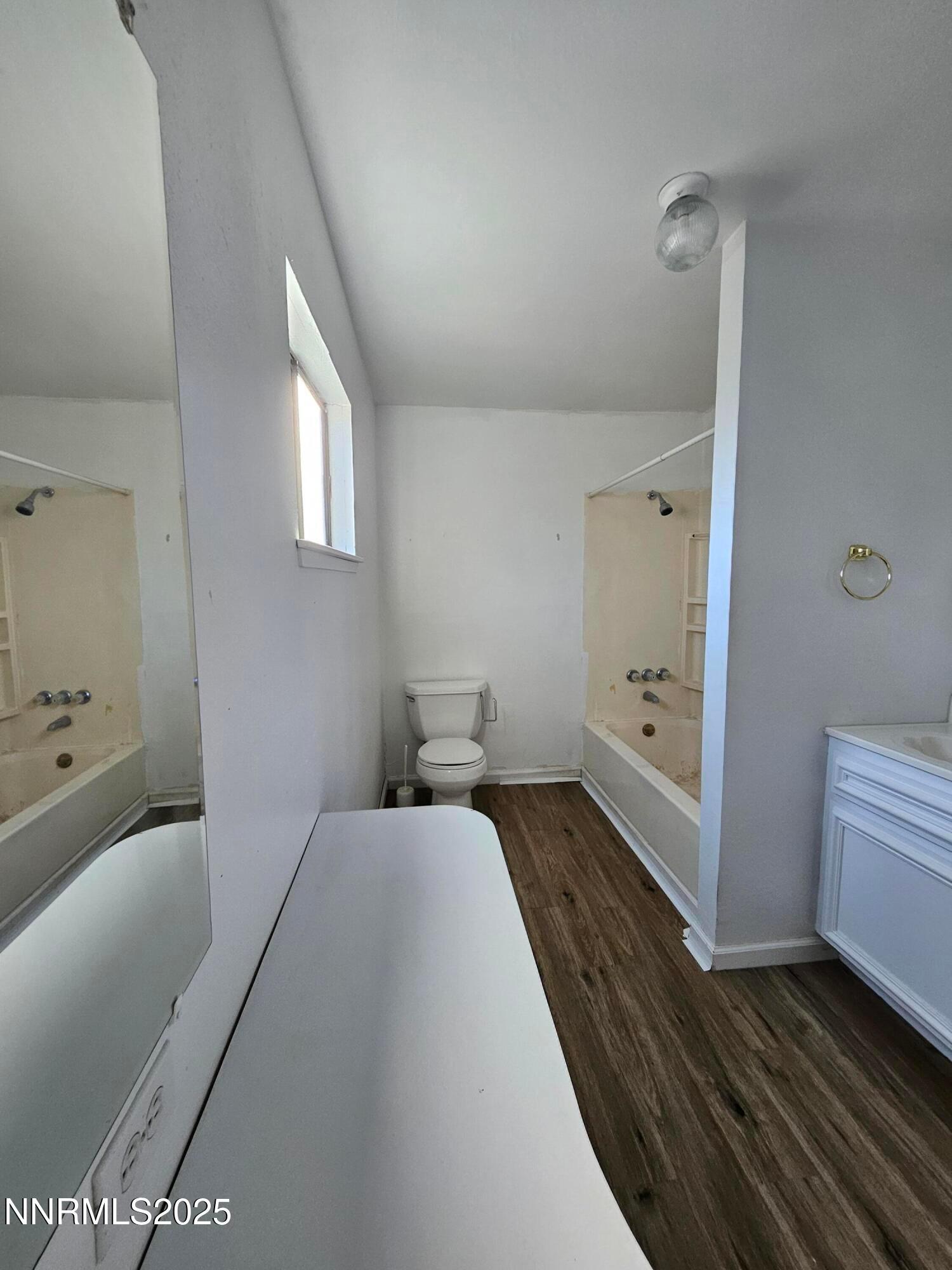 Gardnerville, Nevada, 89460, United States, 3 Bedrooms Bedrooms, ,3 BathroomsBathrooms,Residential,For Sale,1987753