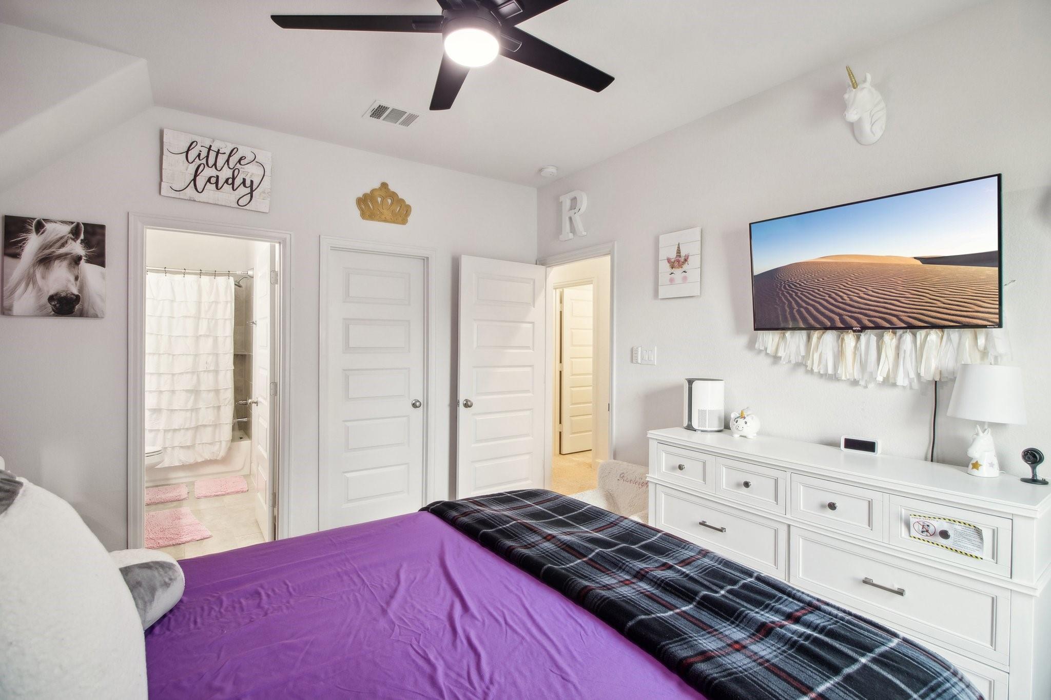 Fulshear, Texas, 77494, United States, 5 Bedrooms Bedrooms, ,5 BathroomsBathrooms,Residential,For Sale,2005391