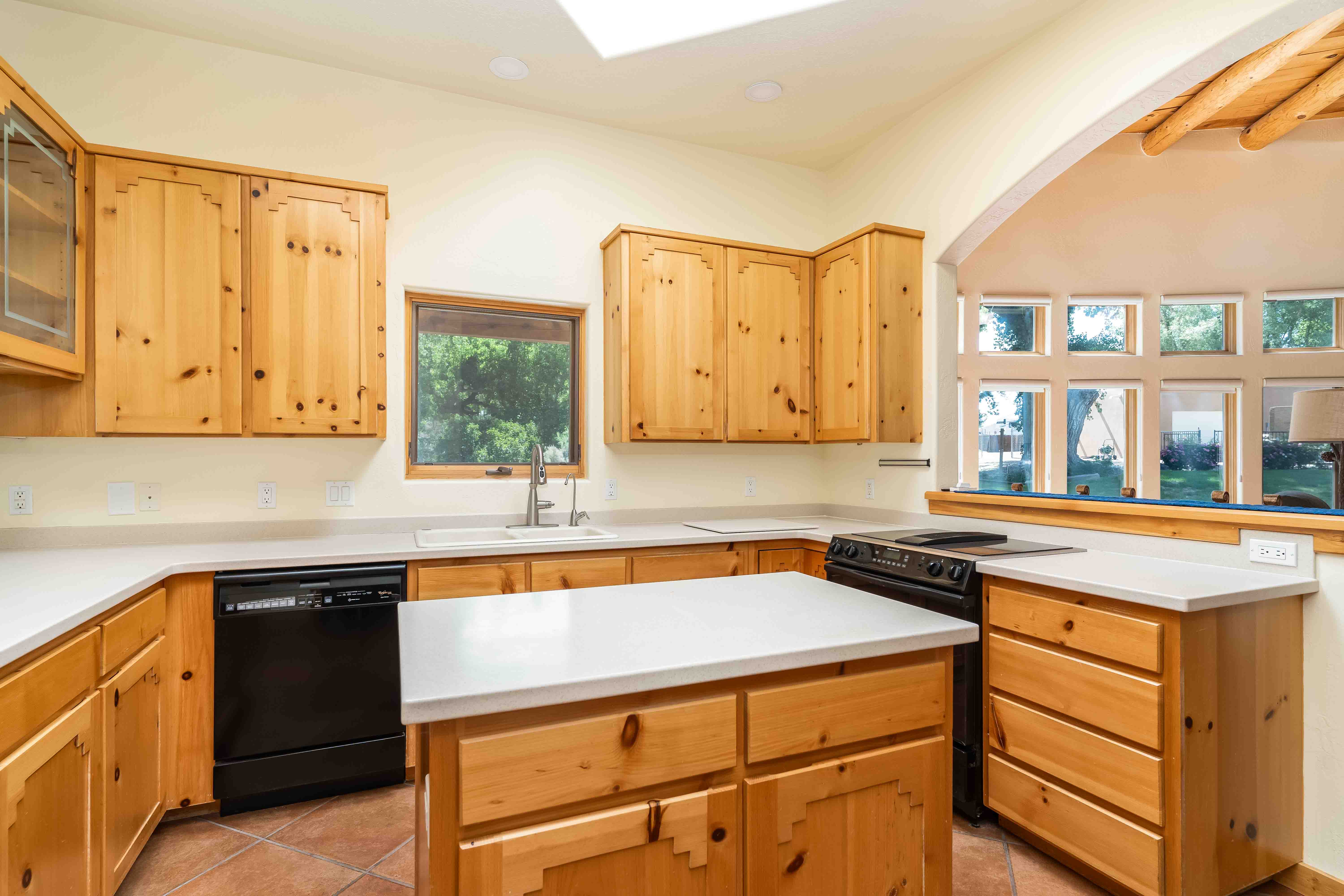 Aztec, New Mexico, 87410, United States, 4 Bedrooms Bedrooms, ,3 BathroomsBathrooms,Residential,For Sale,1974220