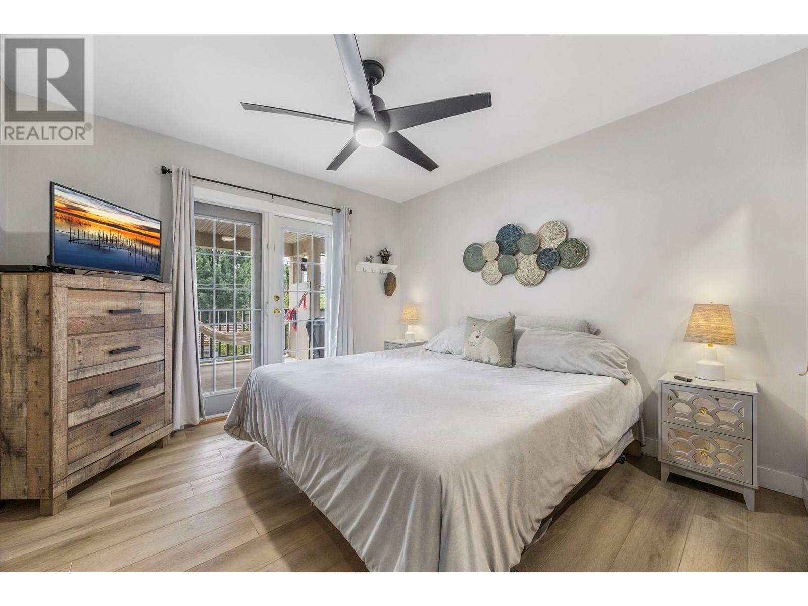 PENTICTON, British Columbia, V2A 1A7, CA, 6 Bedrooms Bedrooms, ,4 BathroomsBathrooms,Residential,For Sale,1859946