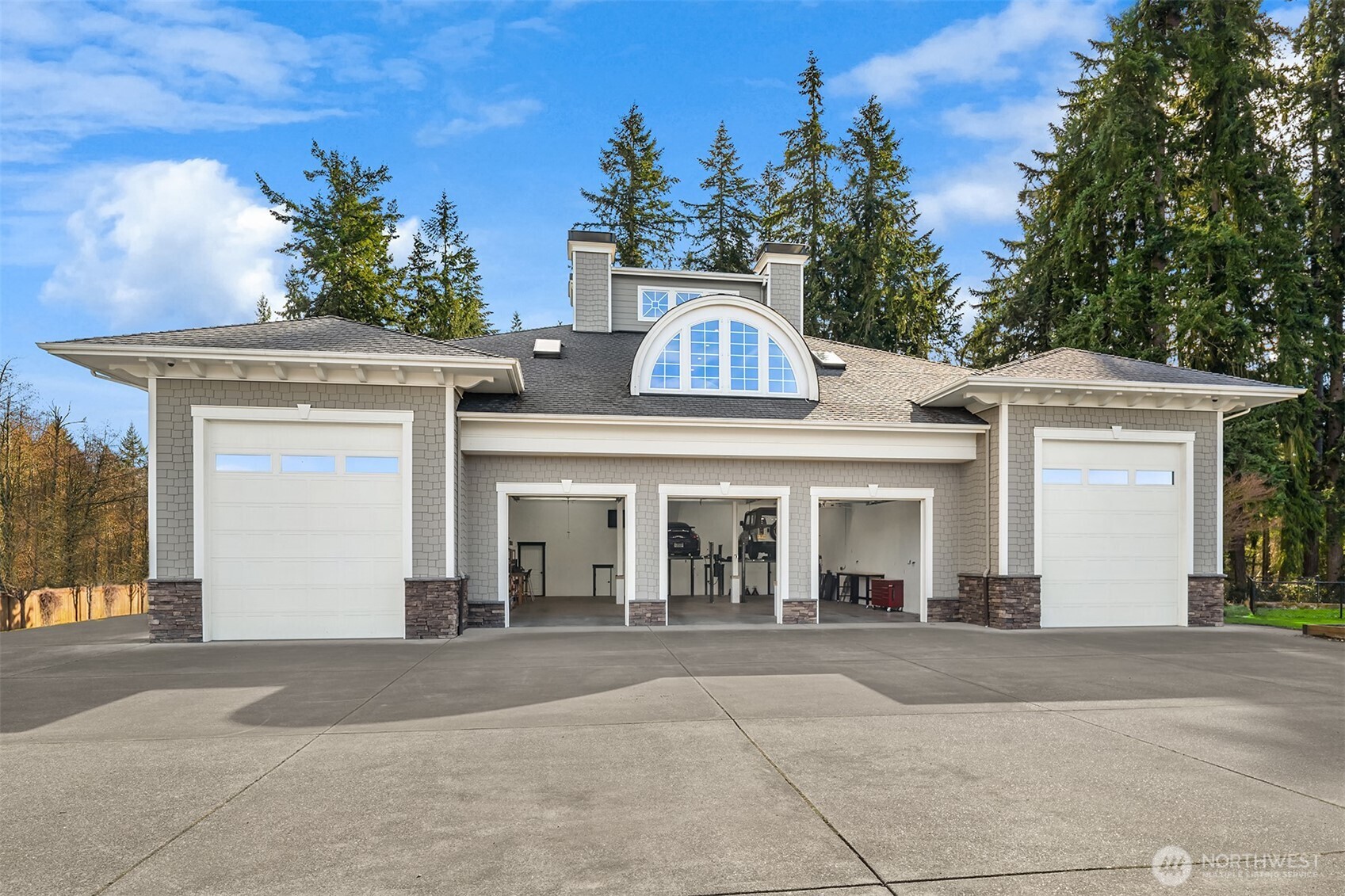 Graham, Washington, 98338, United States, 9 Bedrooms Bedrooms, ,6 BathroomsBathrooms,Residential,For Sale,1768566
