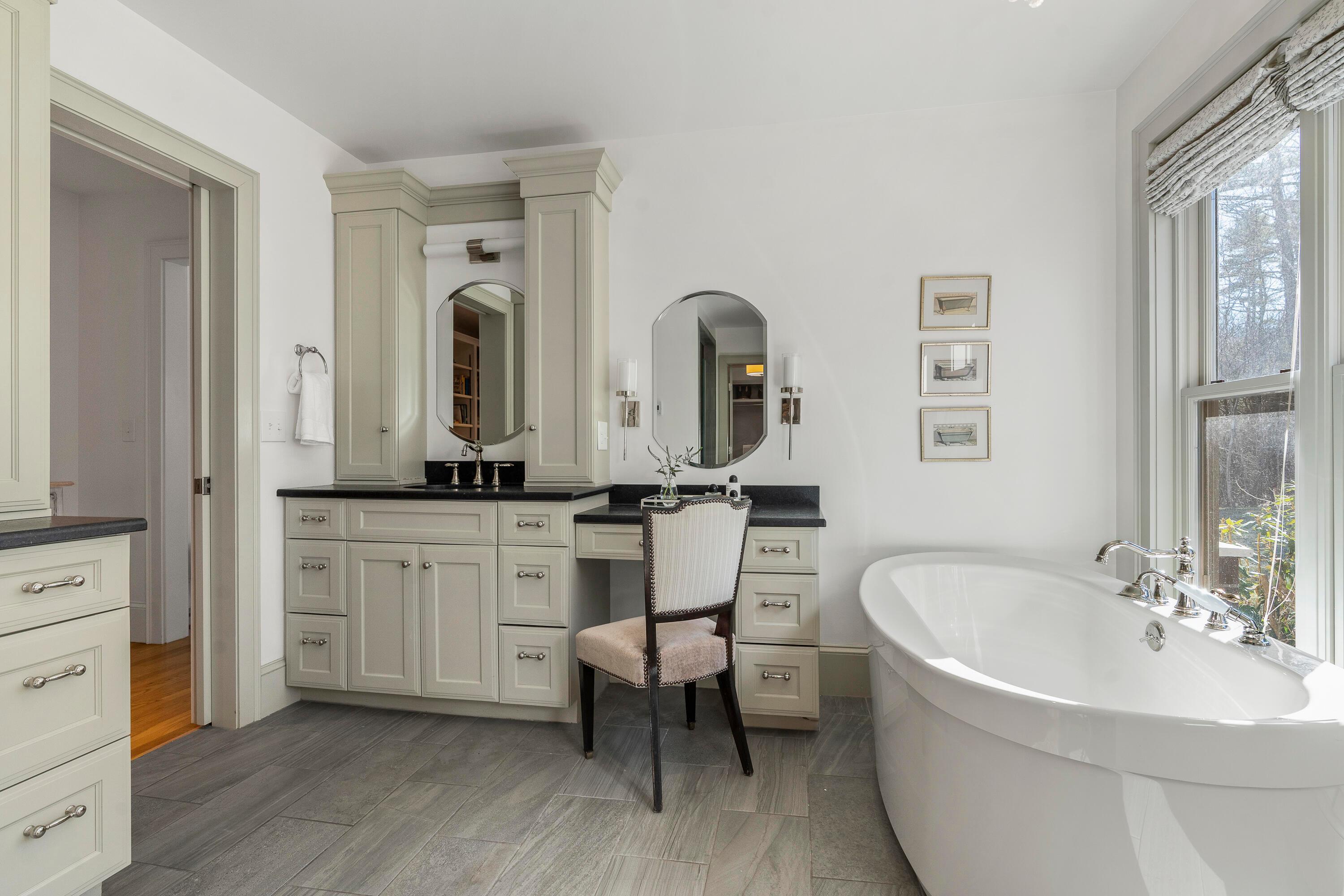  52 Wharf Road - 物件實景