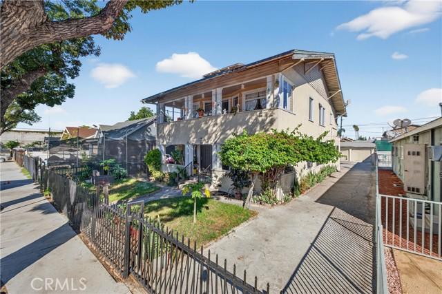 Los Angeles, California, 90003, United States, ,Residential,For Sale,1977339