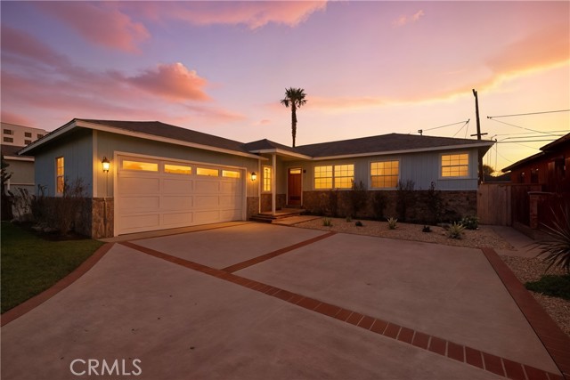 Gardena, California, 90249, United States, 3 Bedrooms Bedrooms, ,2 BathroomsBathrooms,Residential,For Sale,1987394