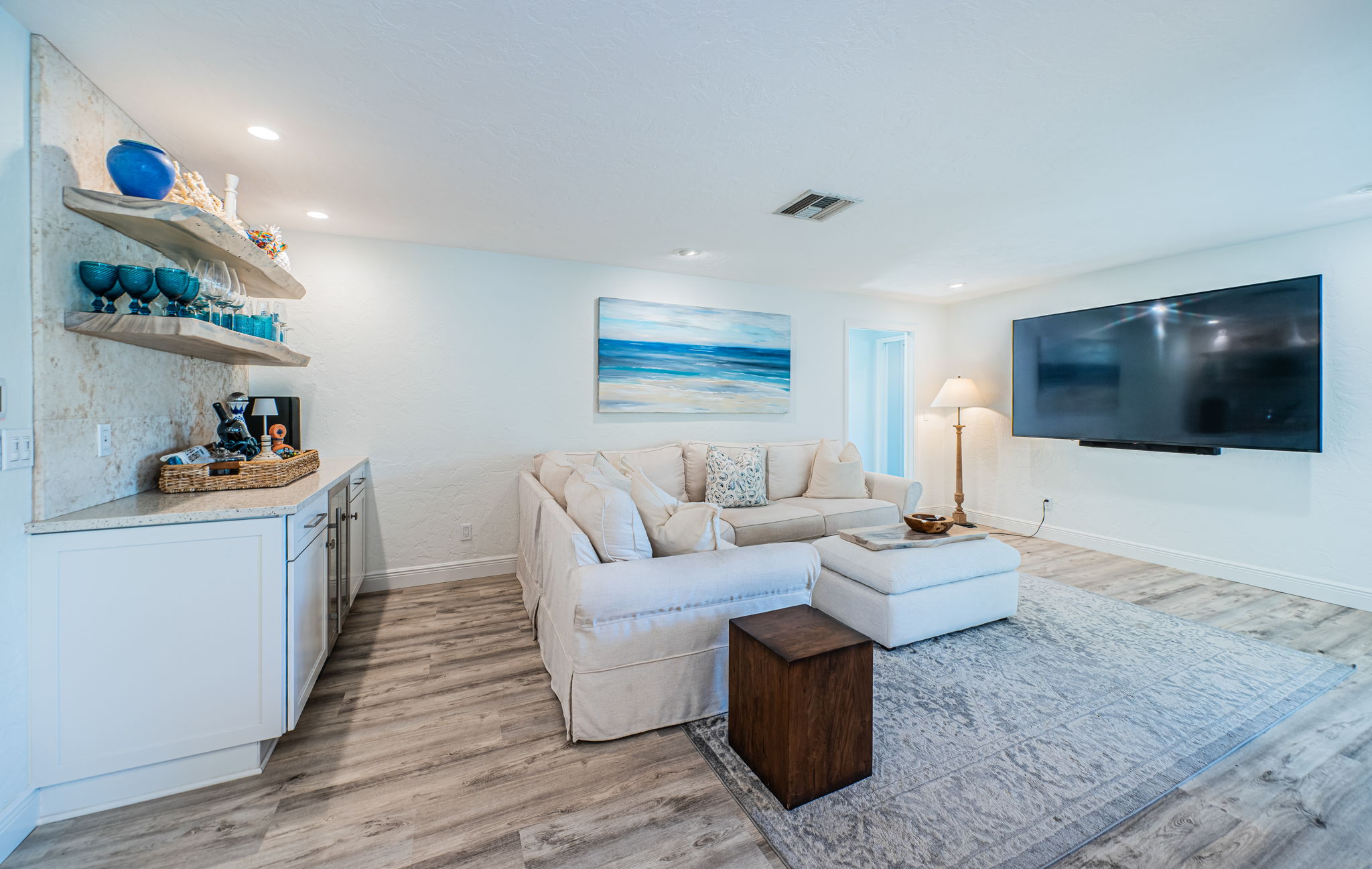 St Pete Beach, Florida, 33706, United States, 5 Bedrooms Bedrooms, ,3 BathroomsBathrooms,Residential,For Sale,2014808