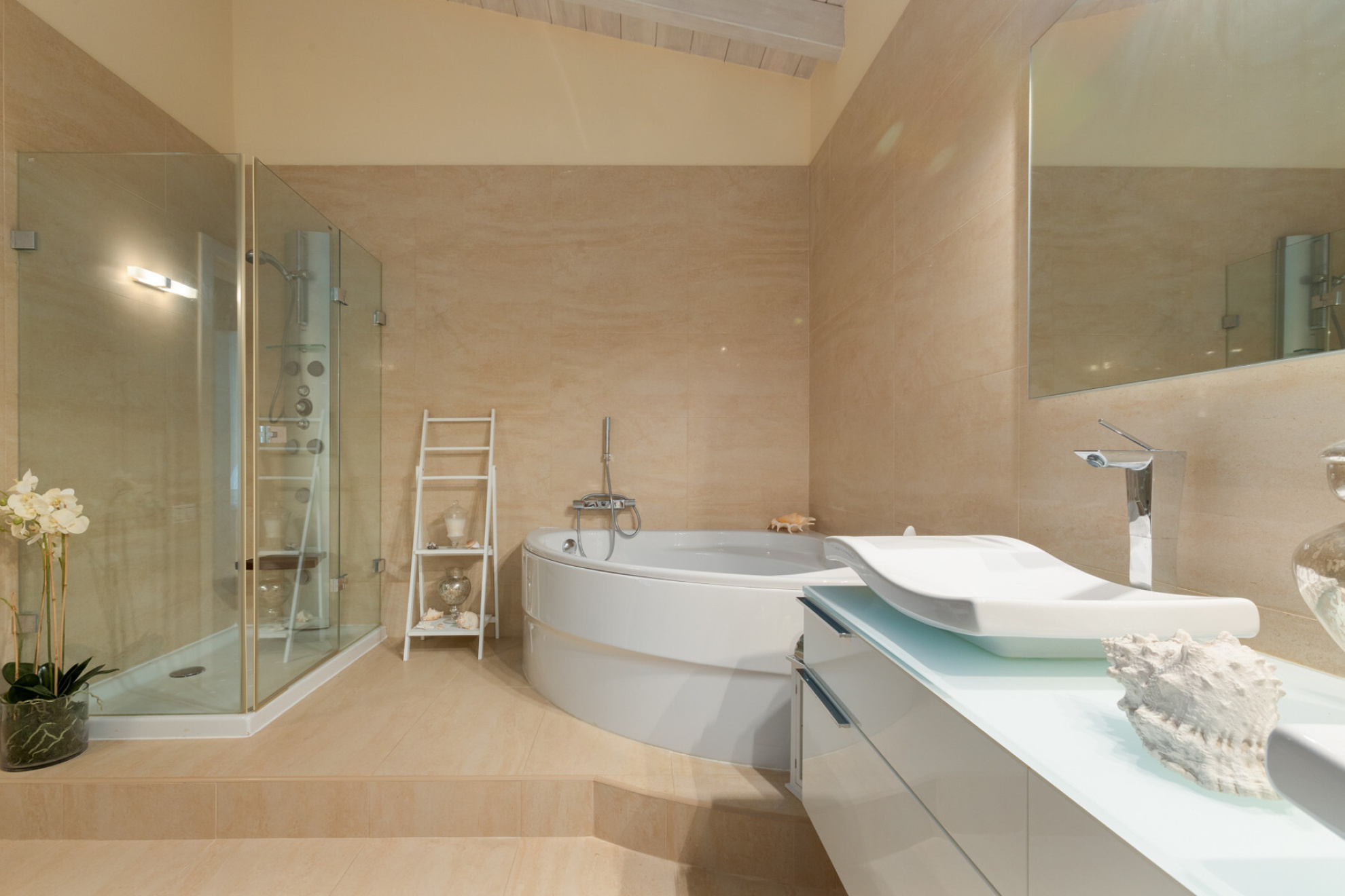  Great property in the most exclusive area of the coast of Barcelona. - 物件實景