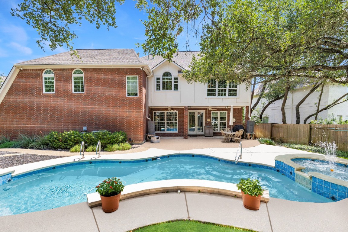 Austin, Texas, 78739, United States, 5 Bedrooms Bedrooms, ,4 BathroomsBathrooms,Residential,For Sale,1947993