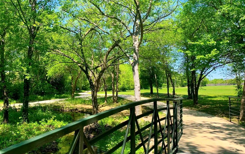 Fort Worth, Texas, 76179, United States, 4 Bedrooms Bedrooms, ,4 BathroomsBathrooms,Residential,For Sale,1978129