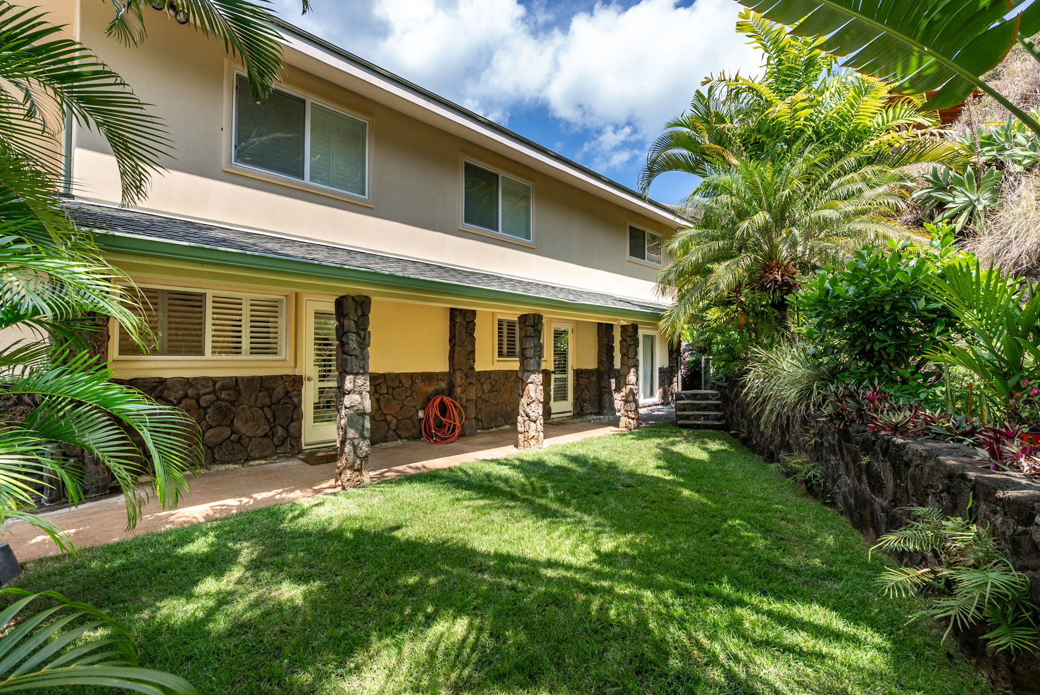 Kailua, Hawaii, 96734, United States, 6 Bedrooms Bedrooms, ,4 BathroomsBathrooms,Residential,For Sale,1981977