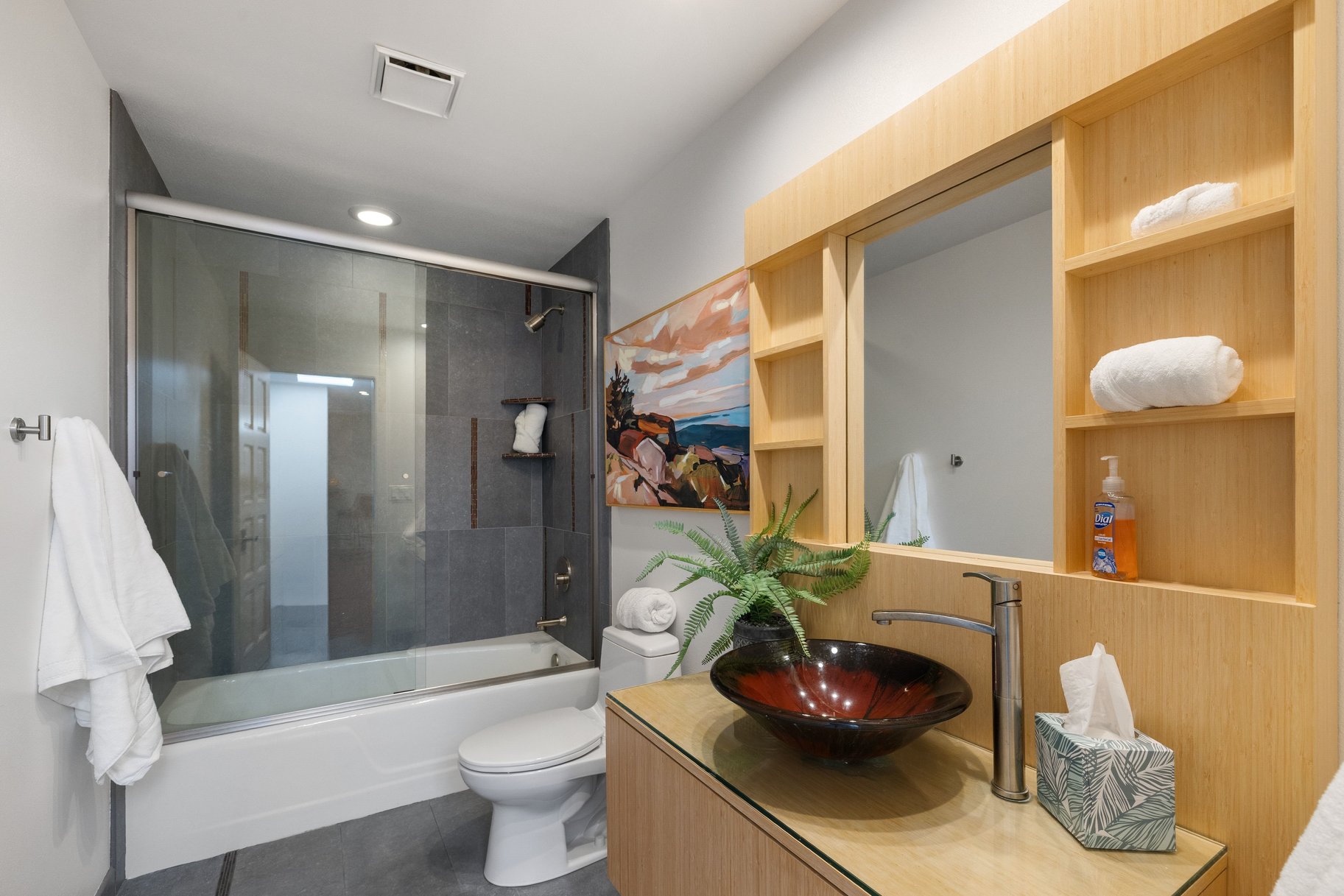  Scenic Fairway Living With by Modern Elegance - 物件實景