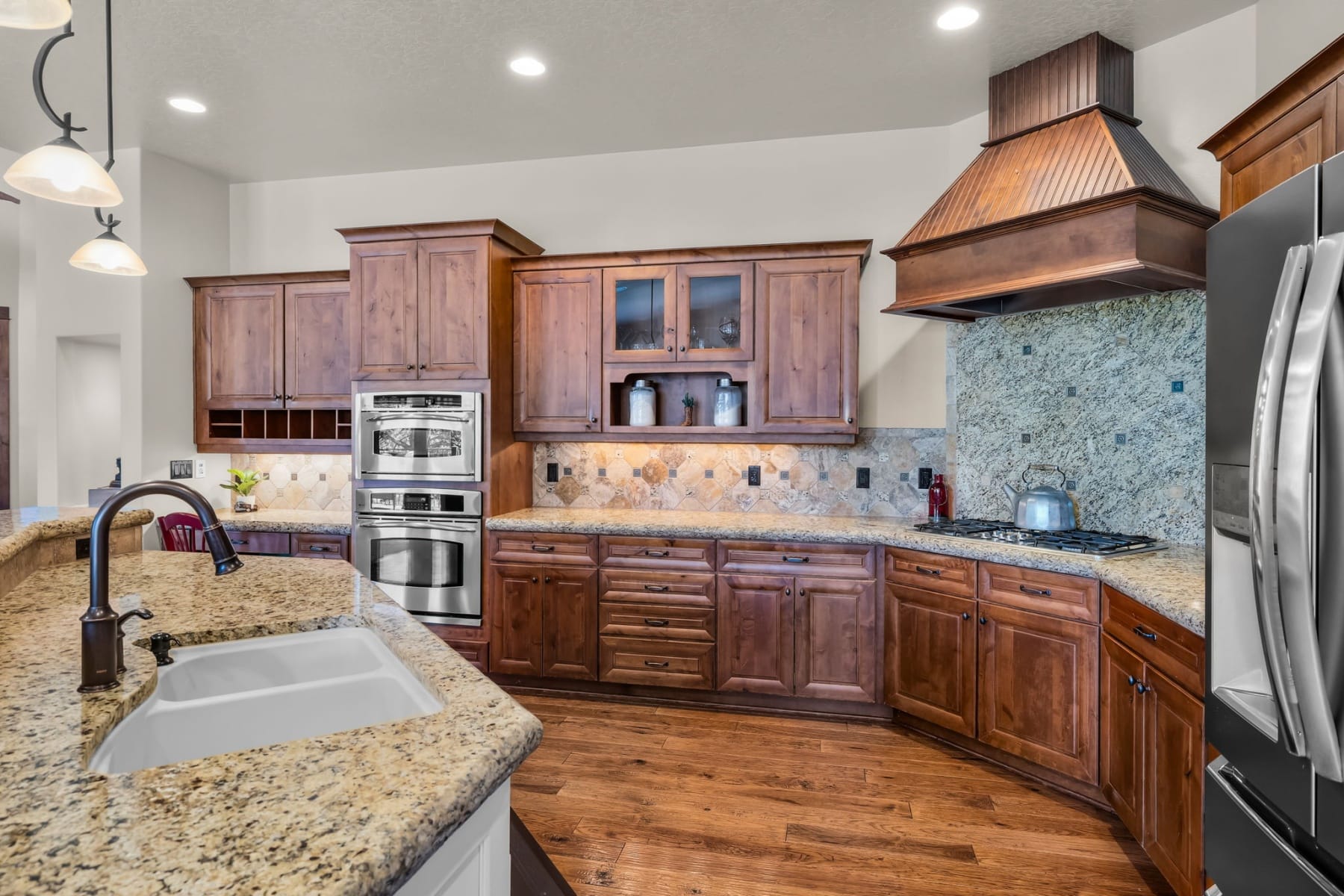  1144 Highland View Loop Redmond, OR 97756 - 物件實景