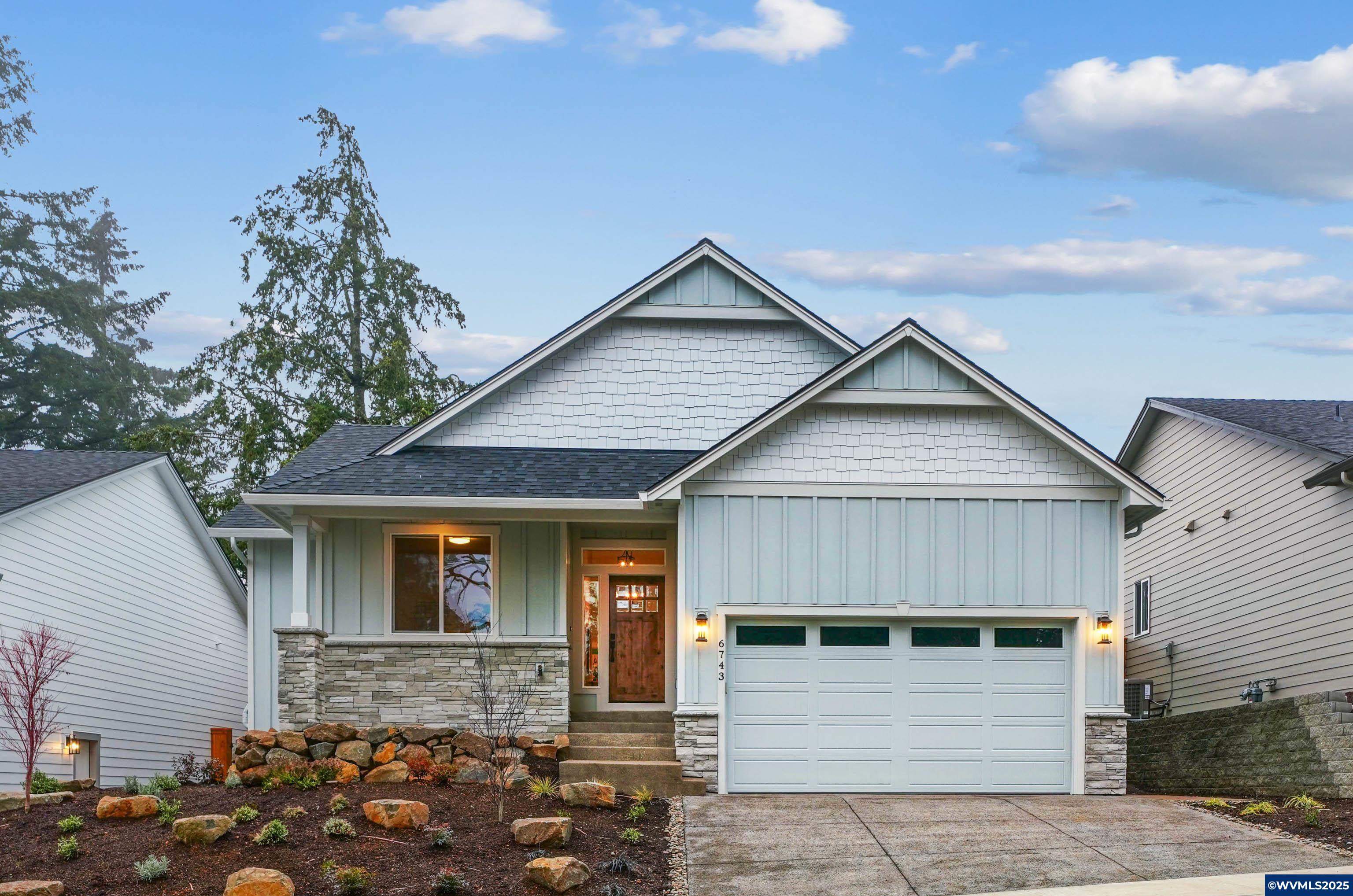 Salem, Oregon, 97306, United States, 3 Bedrooms Bedrooms, ,2 BathroomsBathrooms,Residential,For Sale,1856917