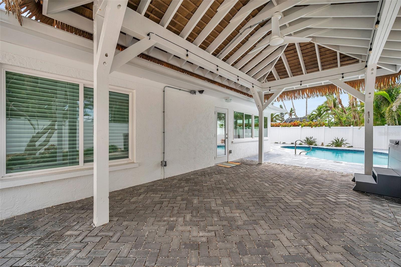 HOLMES BEACH, Florida, 34217, United States, 3 Bedrooms Bedrooms, ,2 BathroomsBathrooms,Residential,For Sale,1763244
