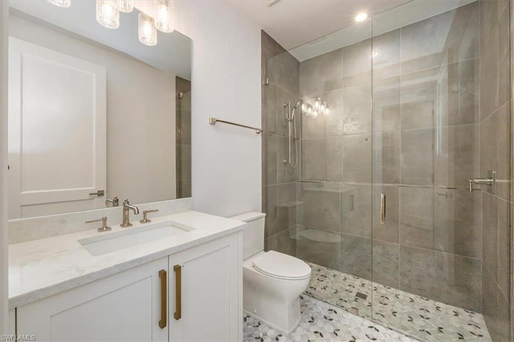 Naples, Florida, 34102, United States, 4 Bedrooms Bedrooms, ,6 BathroomsBathrooms,Residential,For Sale,1987557