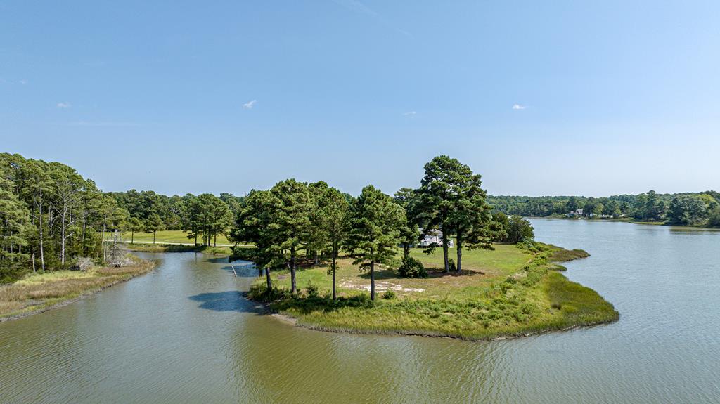 Onancock, Virginia, 23417, United States, 3 Bedrooms Bedrooms, ,2 BathroomsBathrooms,Residential,For Sale,1927447