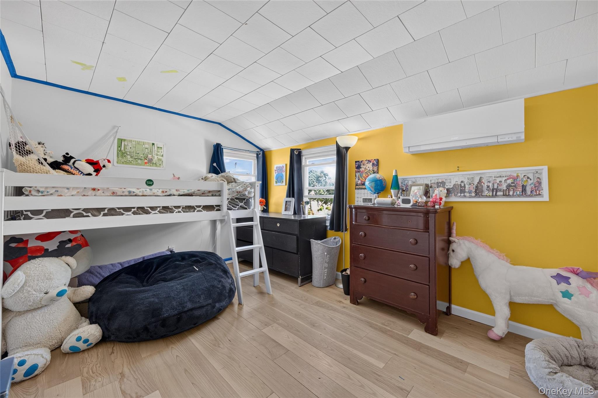  120 Bert Avenue, Westbury, NY, 11590 - 物件實景