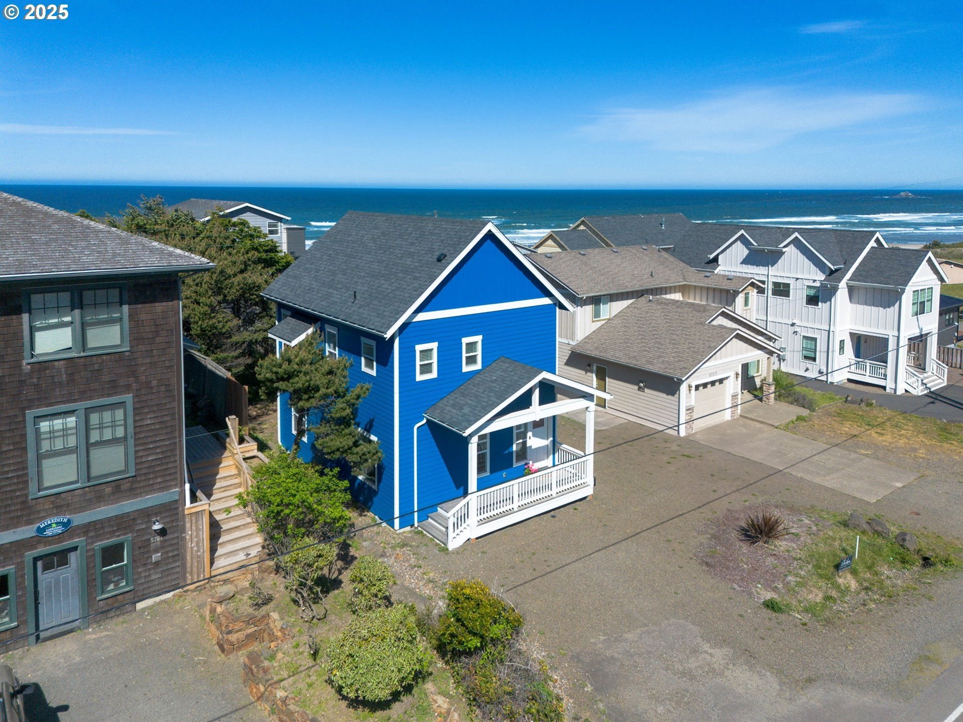 Lincoln City, Oregon, 97367, United States, 2 Bedrooms Bedrooms, ,2 BathroomsBathrooms,Residential,For Sale,1806456