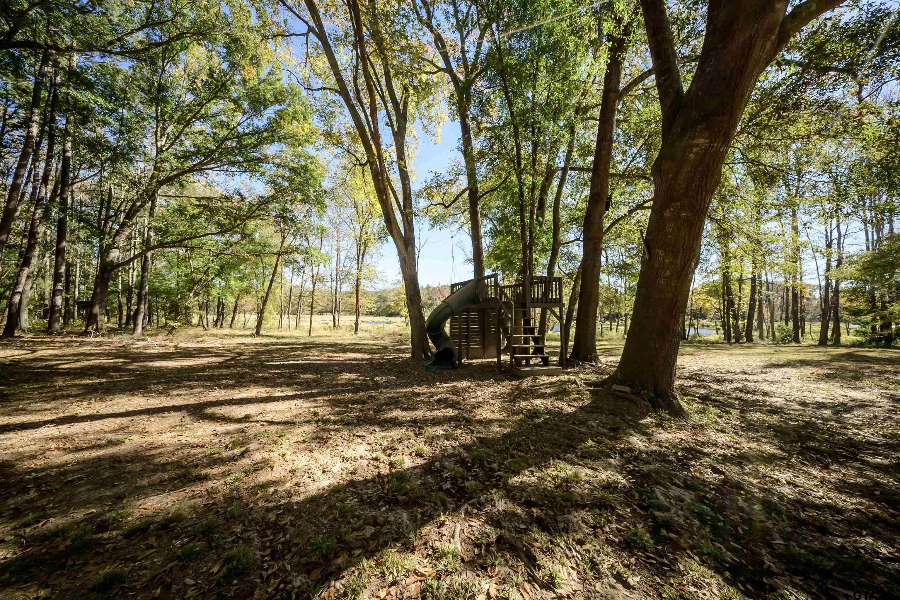 Lindale, Texas, 75771, United States, 4 Bedrooms Bedrooms, ,4 BathroomsBathrooms,Residential,For Sale,1992083