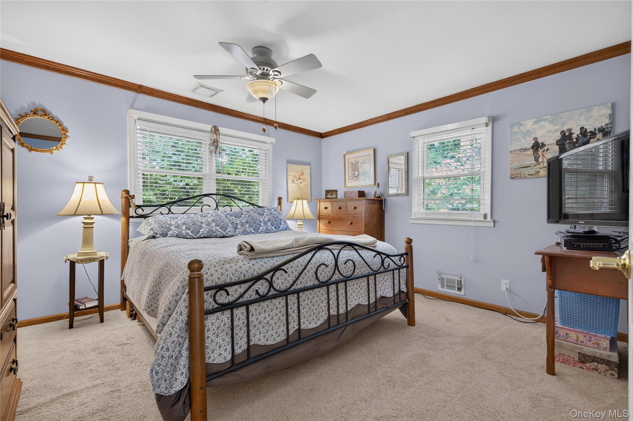  190 Oakwood Road, Huntington Station, NY, 11746 - 物件實景