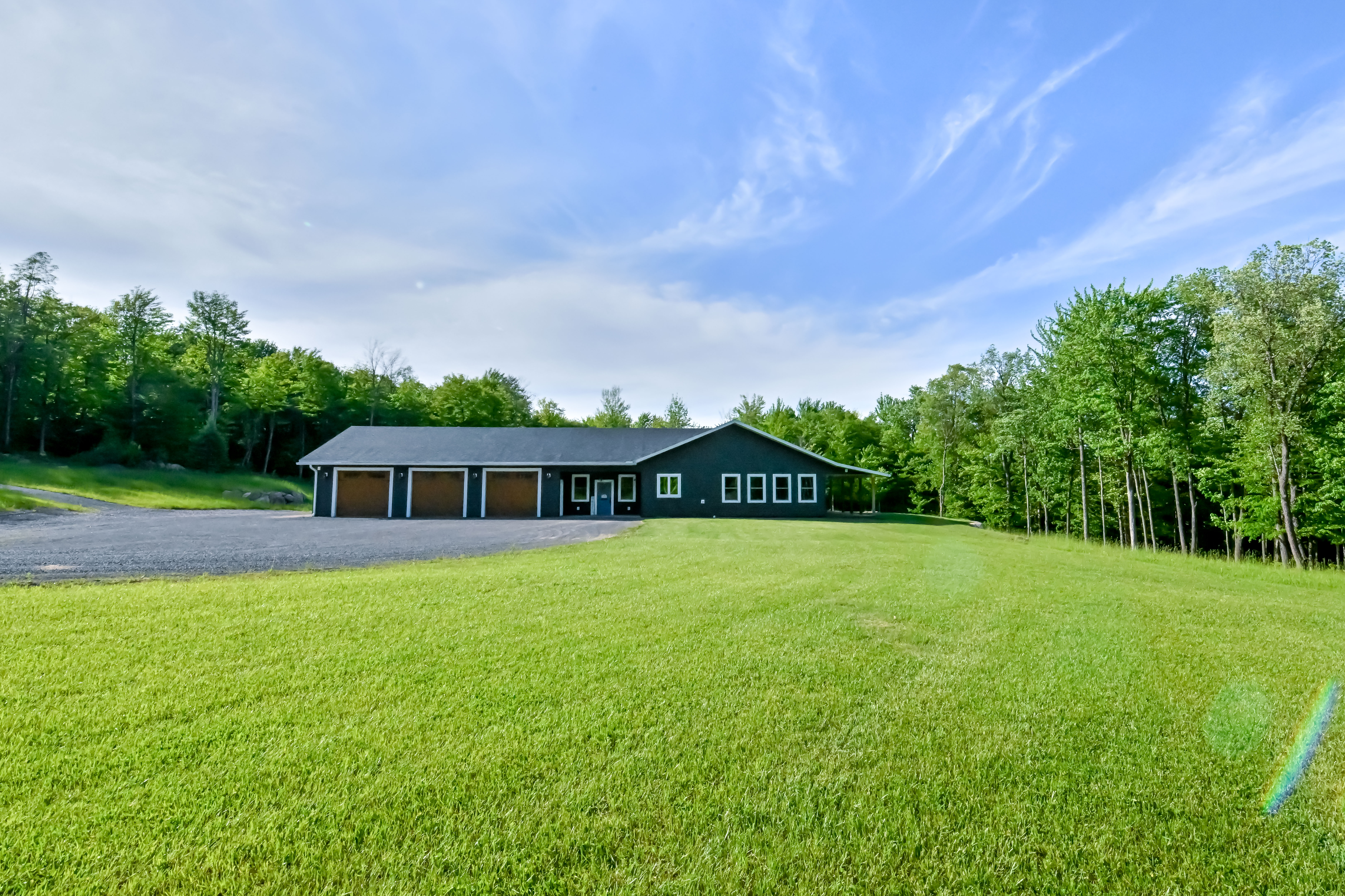  Adirondack Compound on 21+ Acres - 物件實景