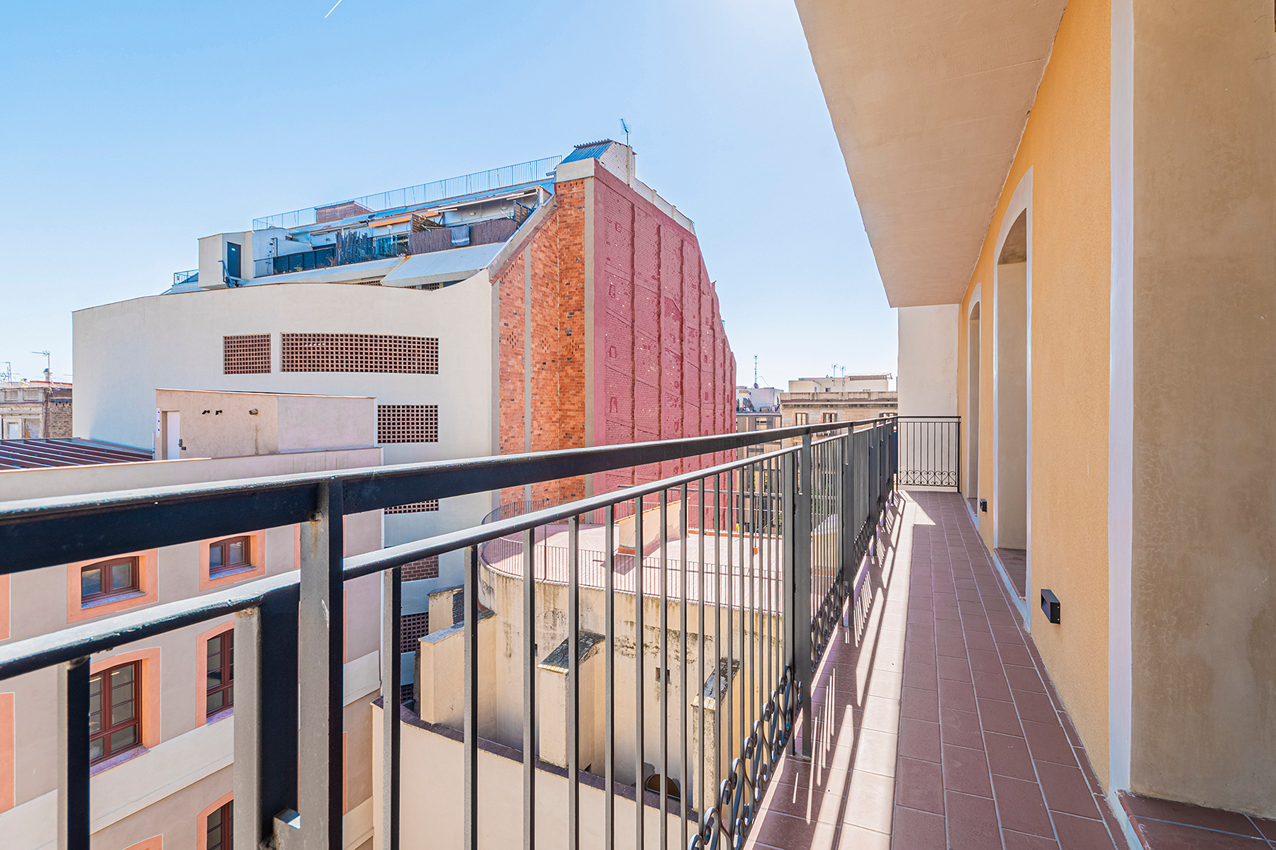  High and sunny flat in a new building on Girona Street - 物件實景