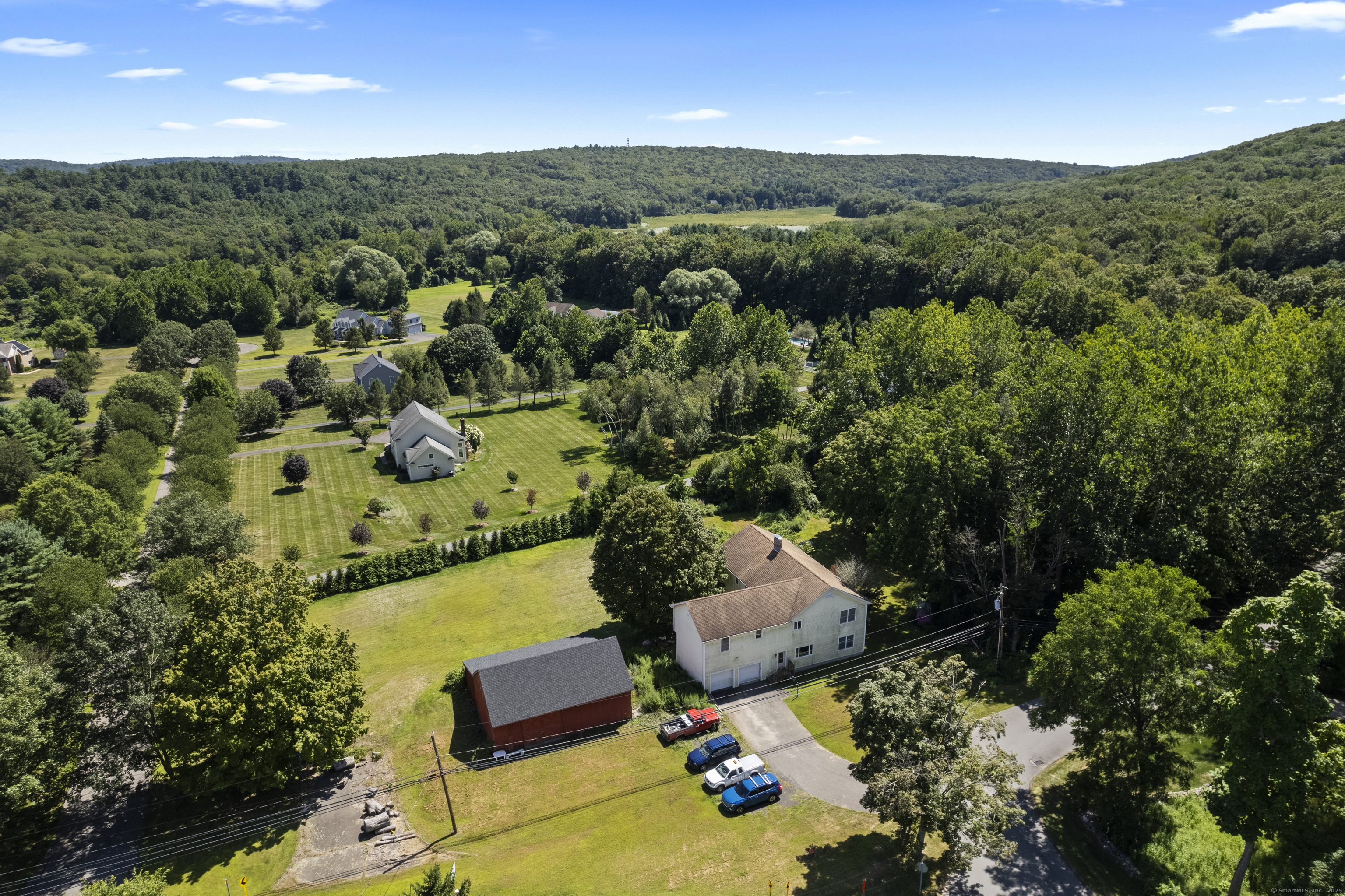 Woodbury, Connecticut, 06798, United States, 6 Bedrooms Bedrooms, ,3 BathroomsBathrooms,Residential,For Sale,1940915