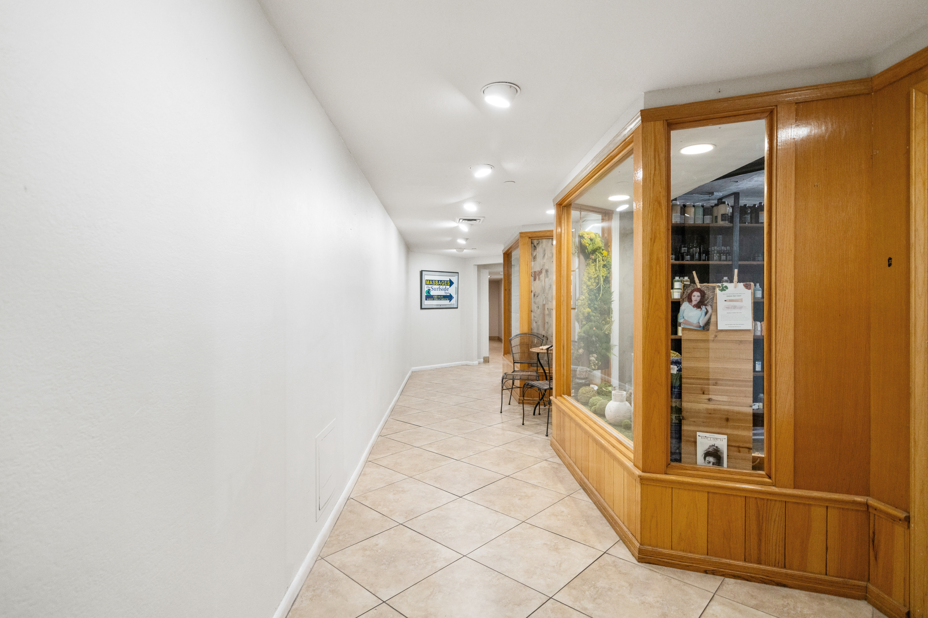  Turnkey Ground-Floor Condo With Private Patio And Resort Amenities - 物件實景