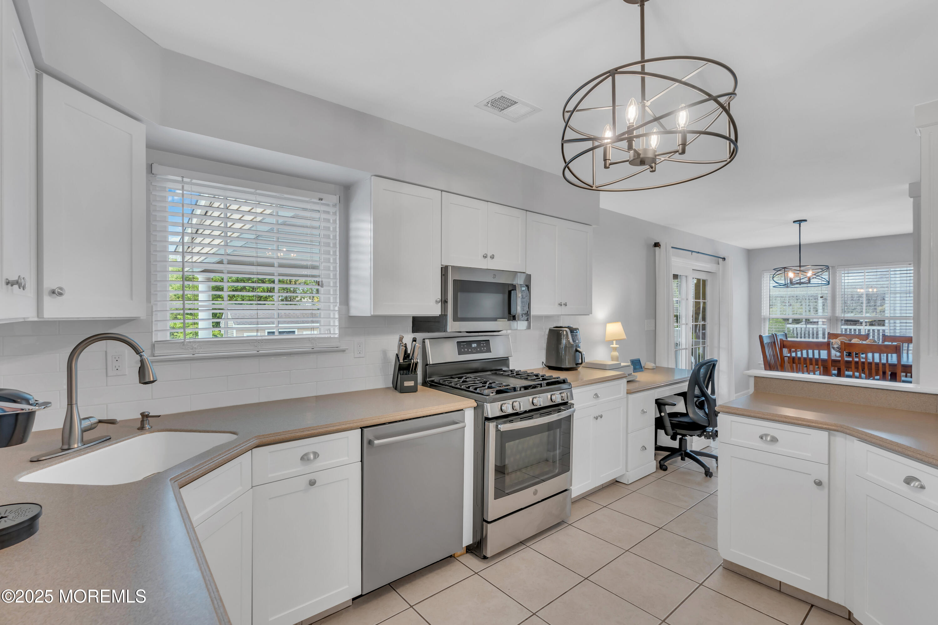 Howell, New Jersey, 07731, United States, 3 Bedrooms Bedrooms, ,3 BathroomsBathrooms,Residential,For Sale,1989169