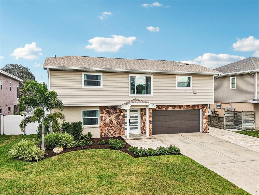 Palm Harbor, Florida, 34683, United States, 4 Bedrooms Bedrooms, ,3 BathroomsBathrooms,Residential,For Sale,2001697