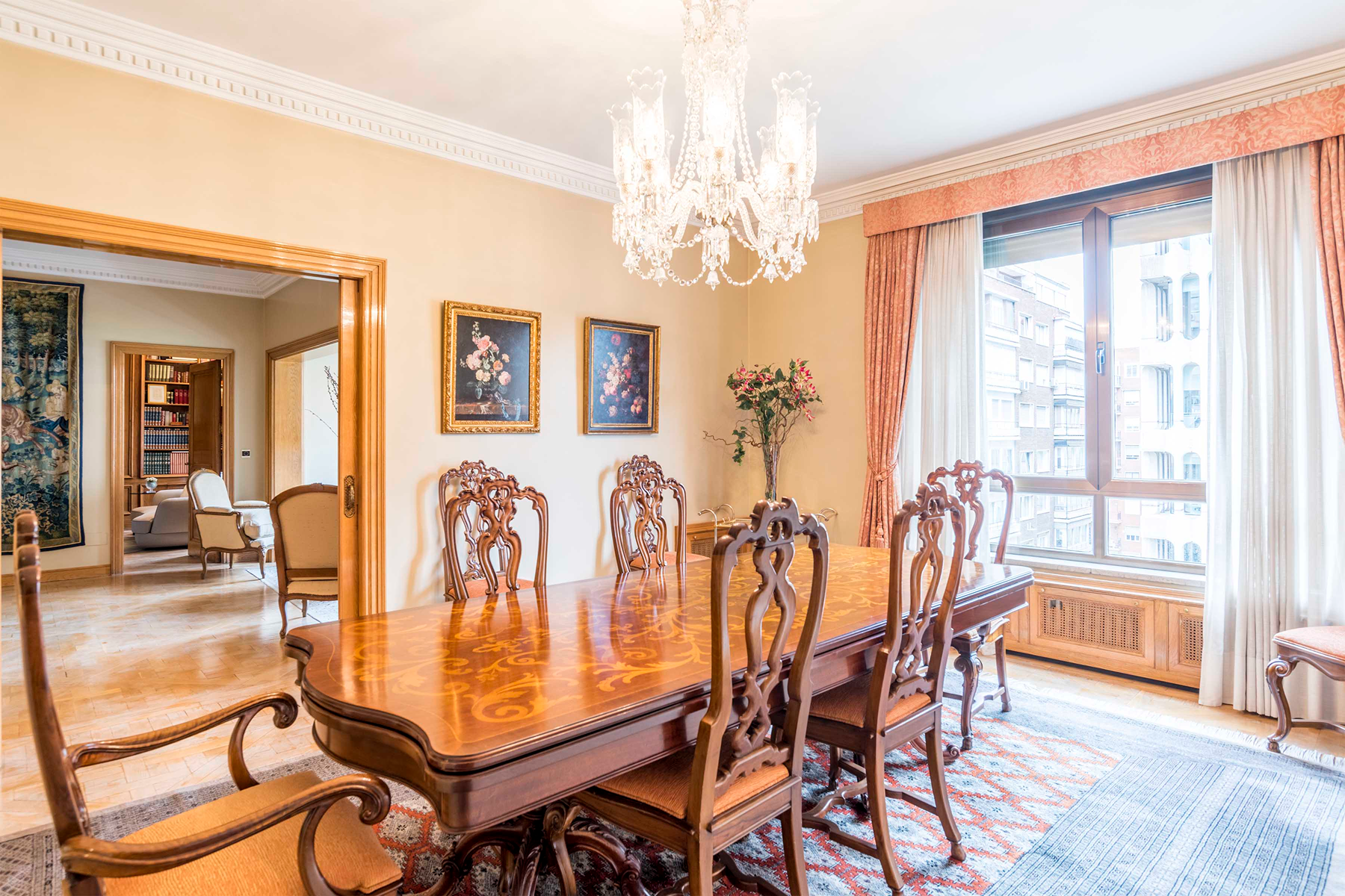  Elegant flat on Calle Velázquez with renovation potential  Barrio de Salamanca - 物件實景