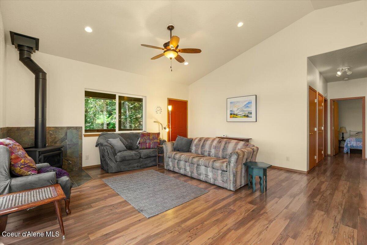 Spirit Lake, Idaho, 83869, United States, 3 Bedrooms Bedrooms, ,2 BathroomsBathrooms,Residential,For Sale,1872232