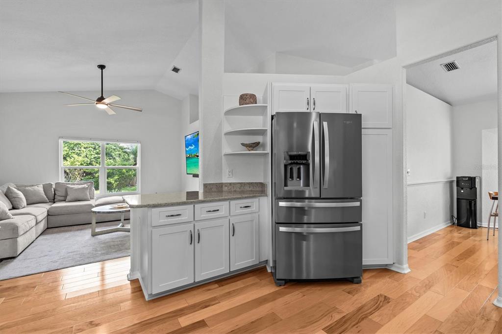 Tarpon Springs, Florida, 34689, United States, 3 Bedrooms Bedrooms, ,2 BathroomsBathrooms,Residential,For Sale,1941814