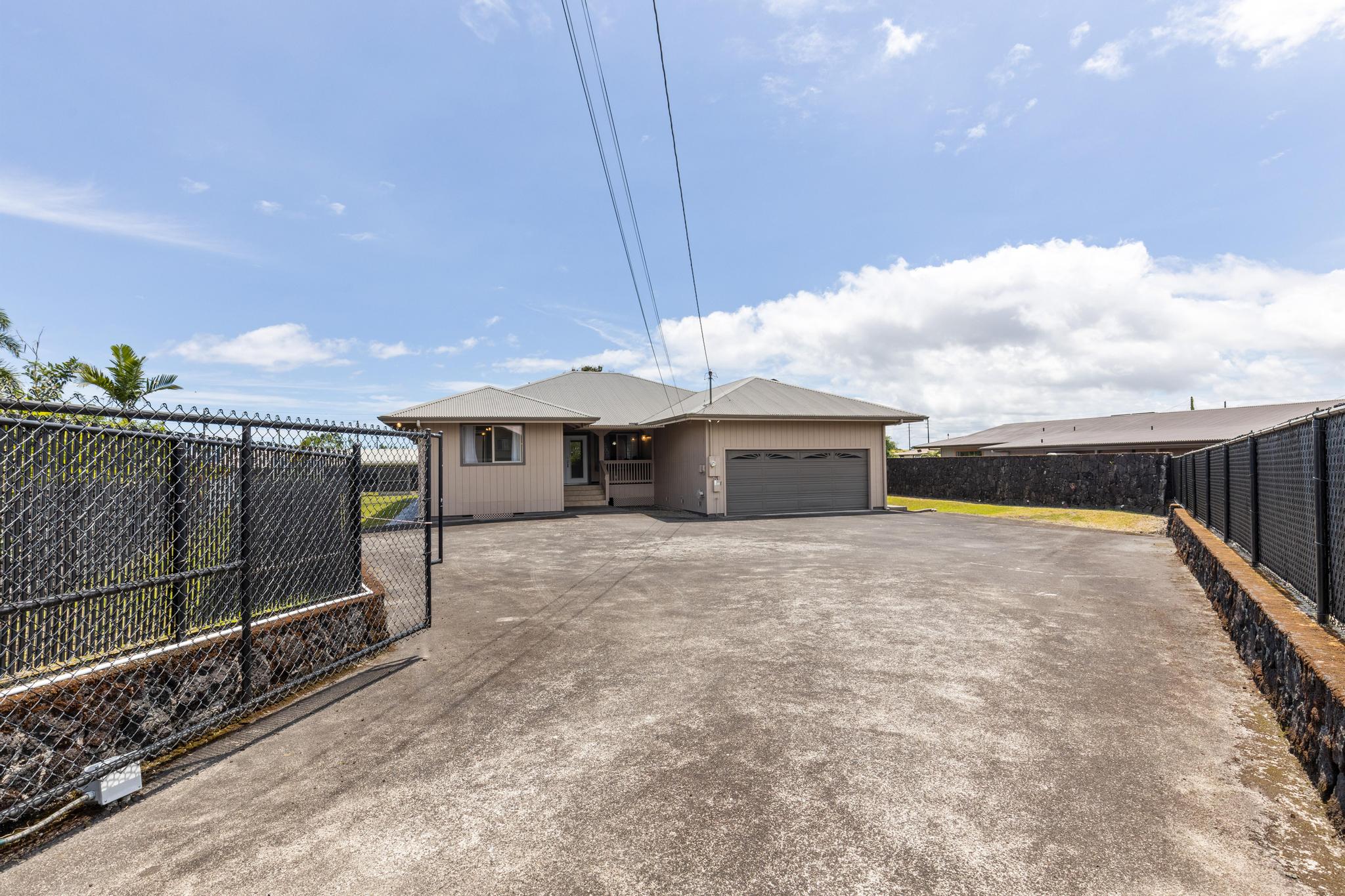 Hilo, Hawaii, 96720, United States, 3 Bedrooms Bedrooms, ,2 BathroomsBathrooms,Residential,For Sale,1890514