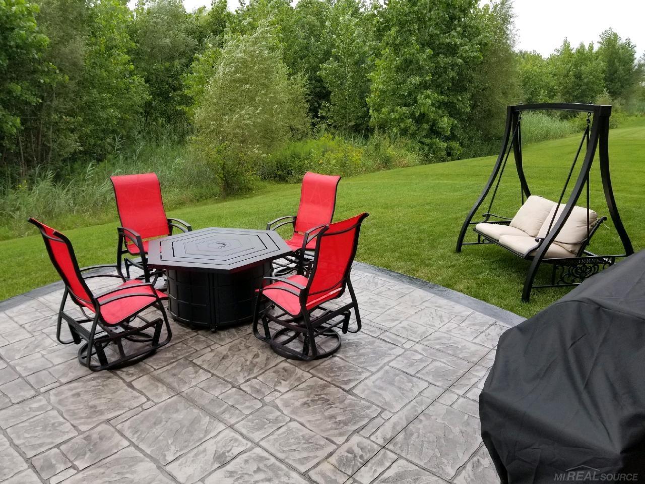 Macomb, Michigan, 48042, United States, 3 Bedrooms Bedrooms, ,3 BathroomsBathrooms,Residential,For Sale,2002873