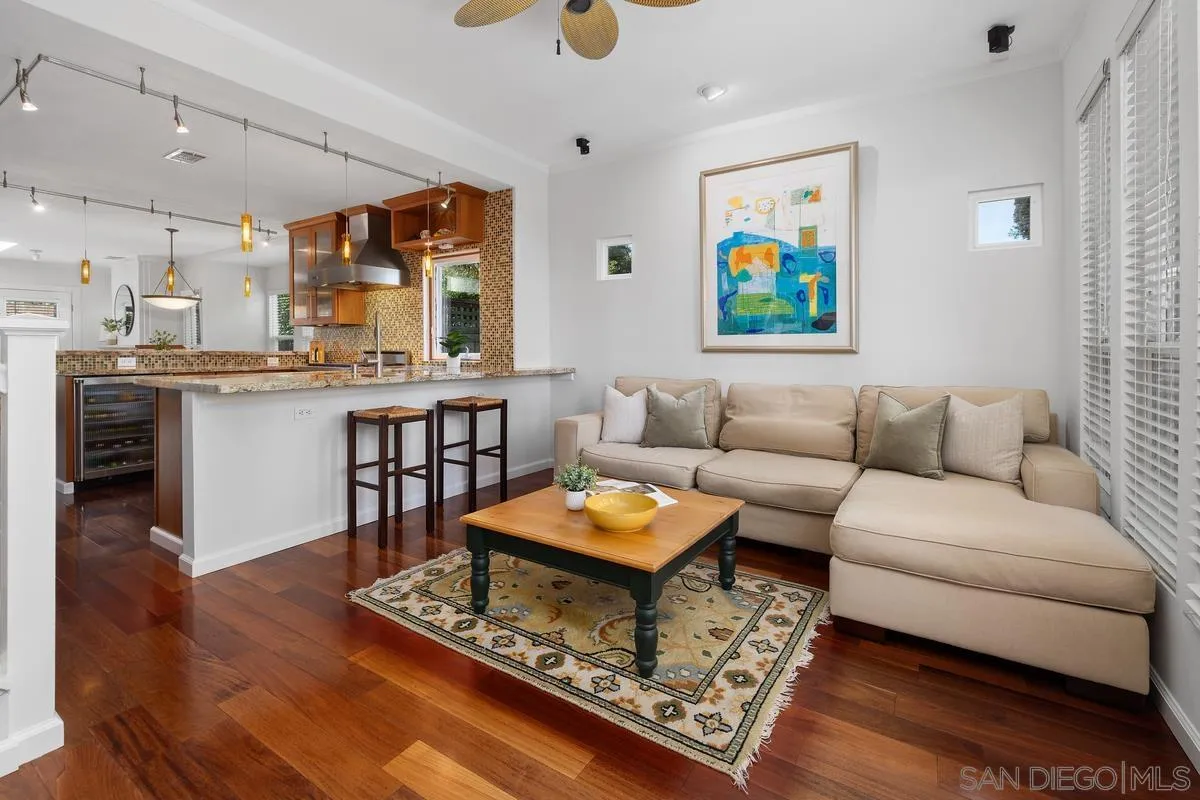 San Diego, California, 92116, United States, 3 Bedrooms Bedrooms, ,3 BathroomsBathrooms,Residential,For Sale,1895813