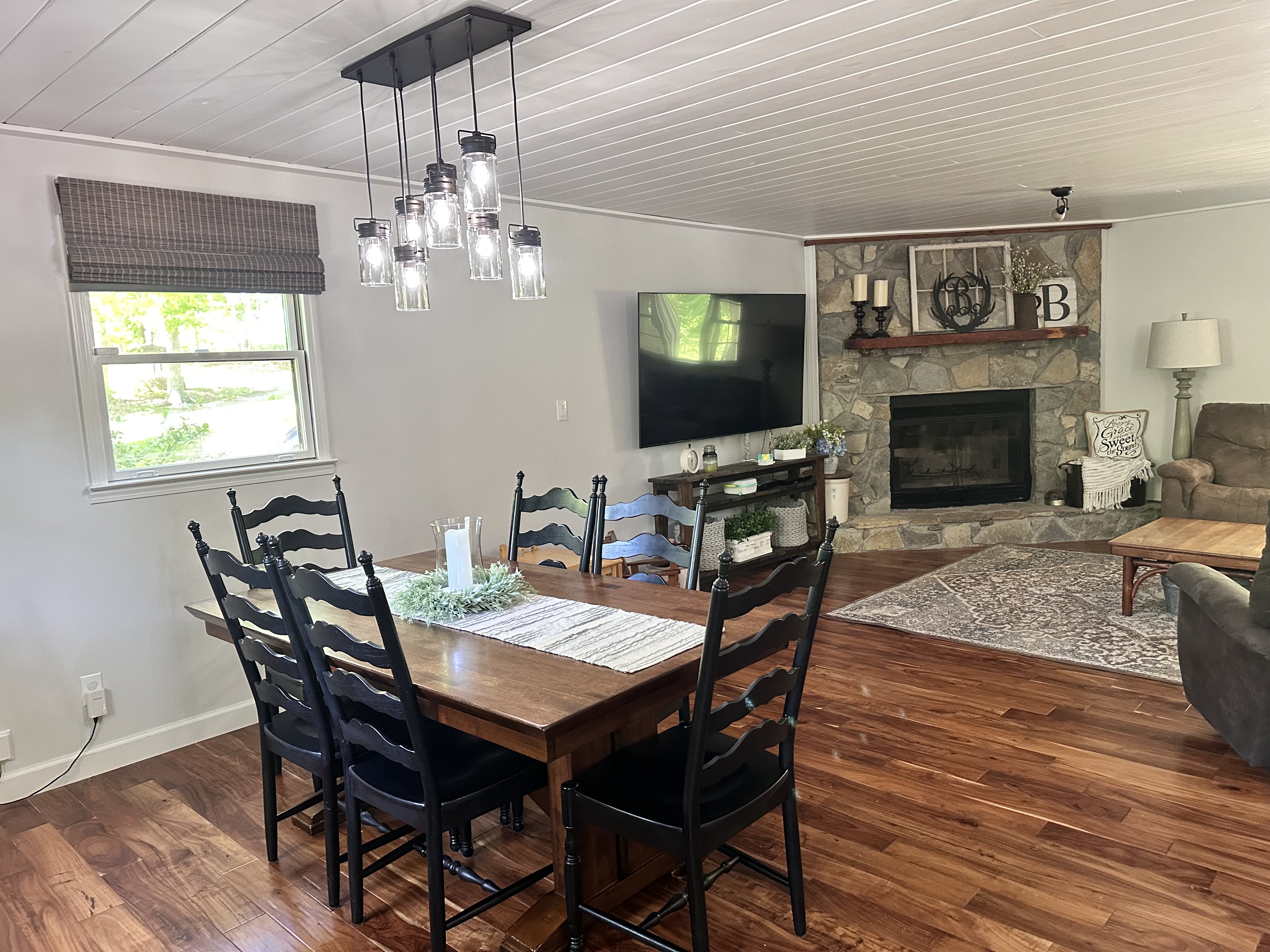 Shepherdsville, Kentucky, 40165, United States, 3 Bedrooms Bedrooms, ,2 BathroomsBathrooms,Residential,For Sale,1944660