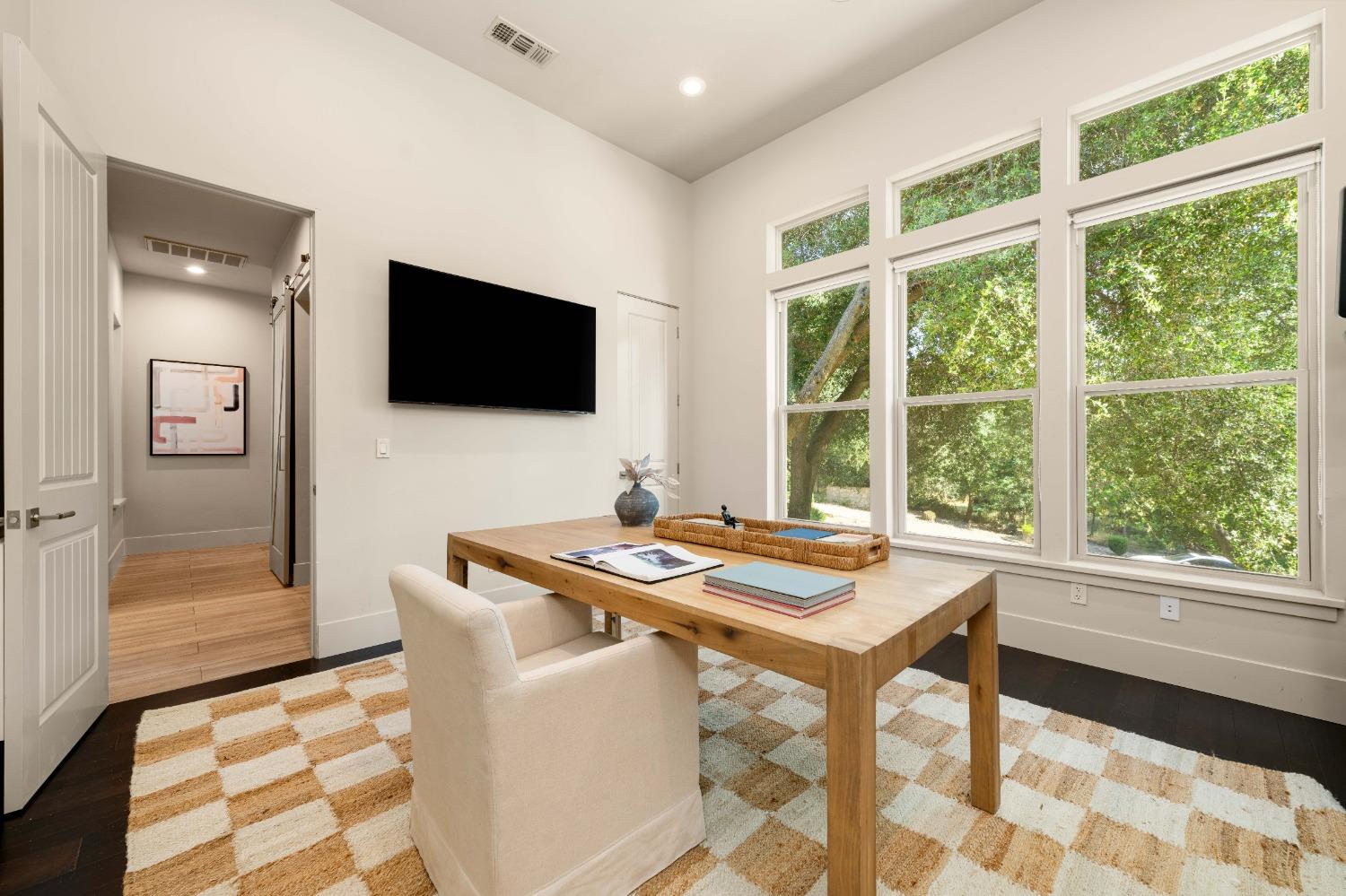Loomis, California, 95650, United States, 5 Bedrooms Bedrooms, ,6 BathroomsBathrooms,Residential,For Sale,1744630