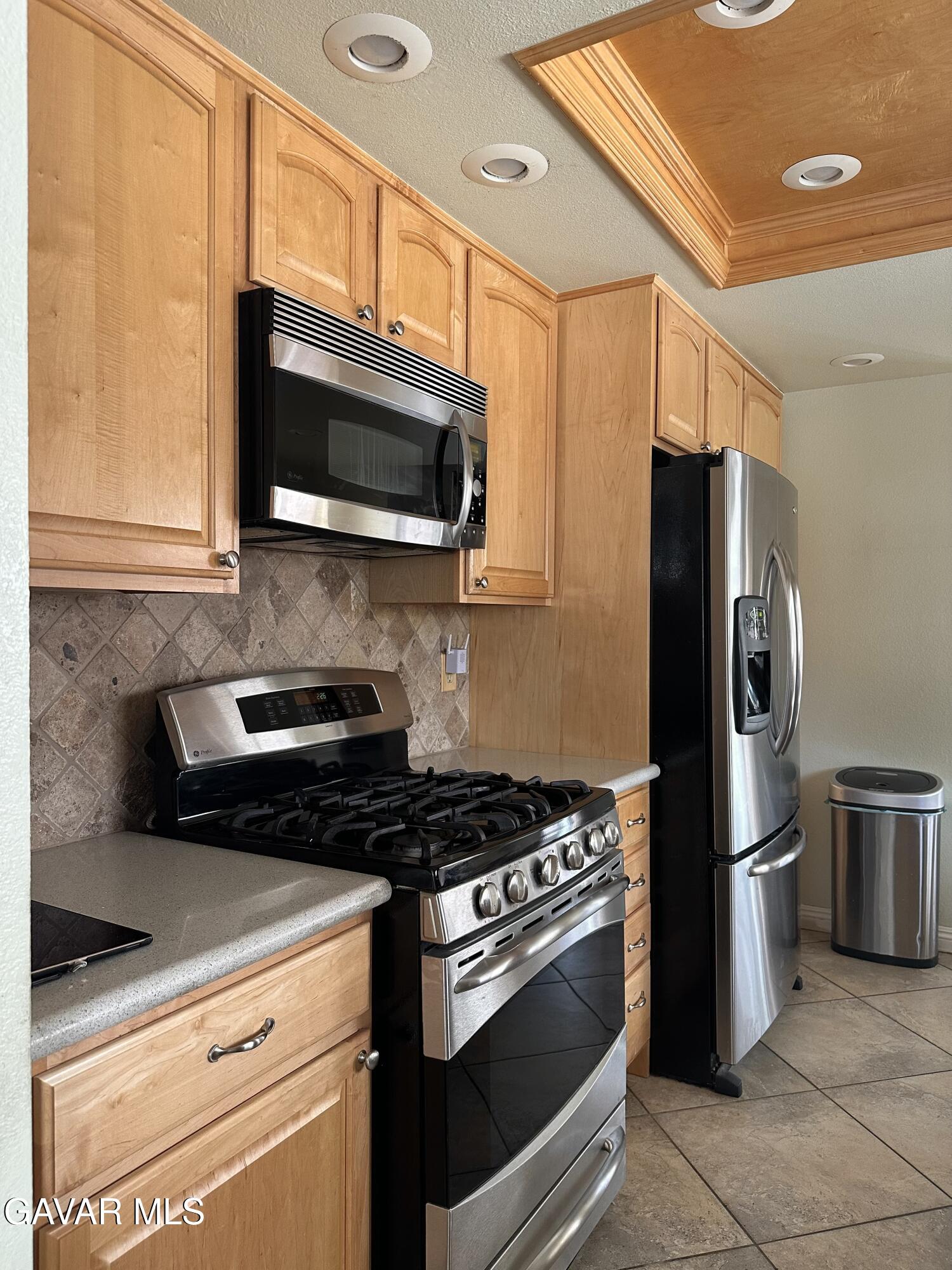 Palmdale, California, 93551, United States, 3 Bedrooms Bedrooms, ,3 BathroomsBathrooms,Residential,For Sale,1973672