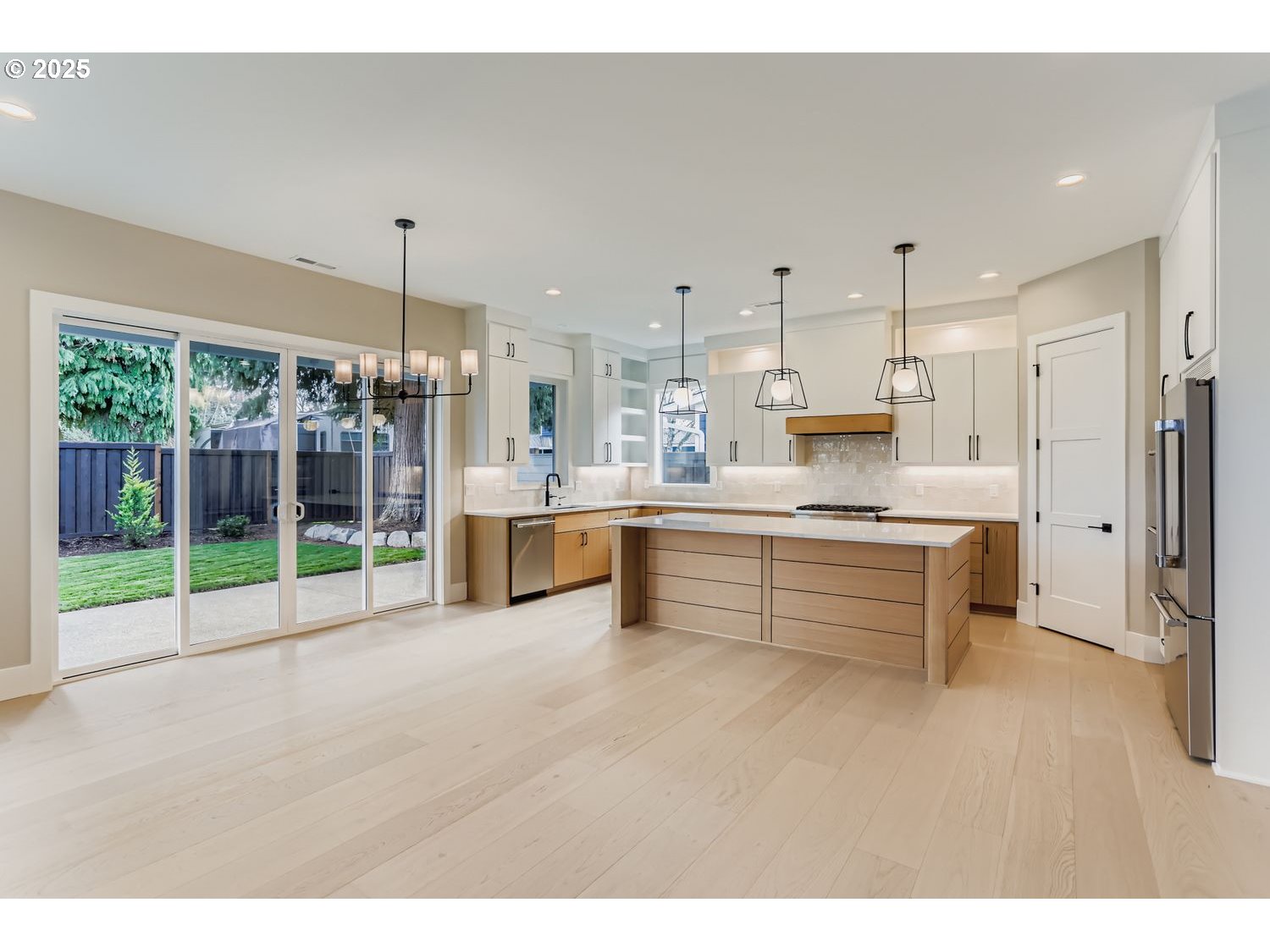 Portland, Oregon, 97229, United States, 4 Bedrooms Bedrooms, ,3 BathroomsBathrooms,Residential,For Sale,2000132