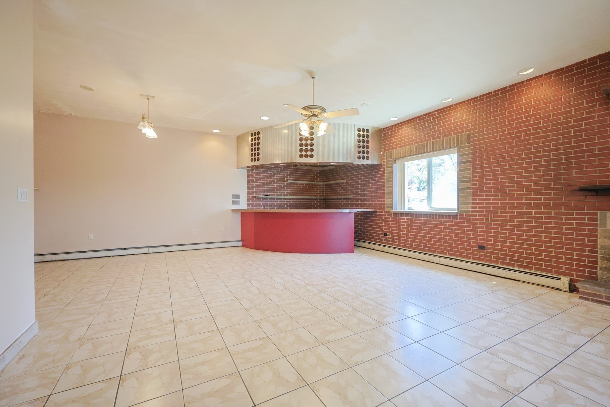 Revere, Massachusetts, 02151, United States, 4 Bedrooms Bedrooms, ,2 BathroomsBathrooms,Residential,For Sale,1934977