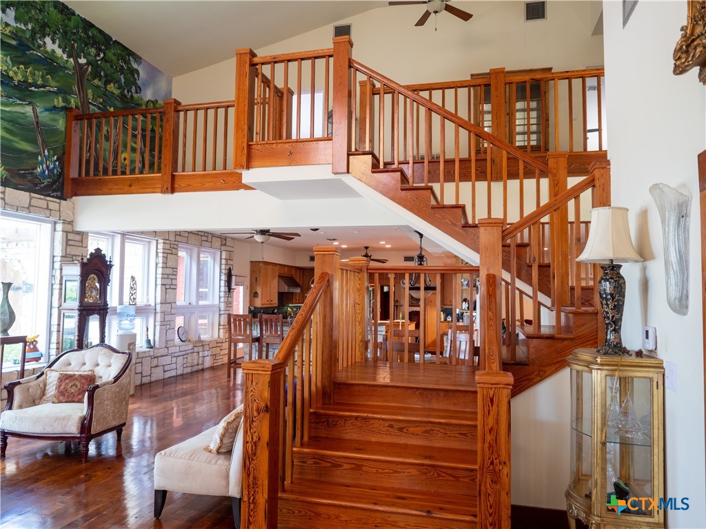 Edna, Texas, 77957, United States, 5 Bedrooms Bedrooms, ,5 BathroomsBathrooms,Residential,For Sale,1770365