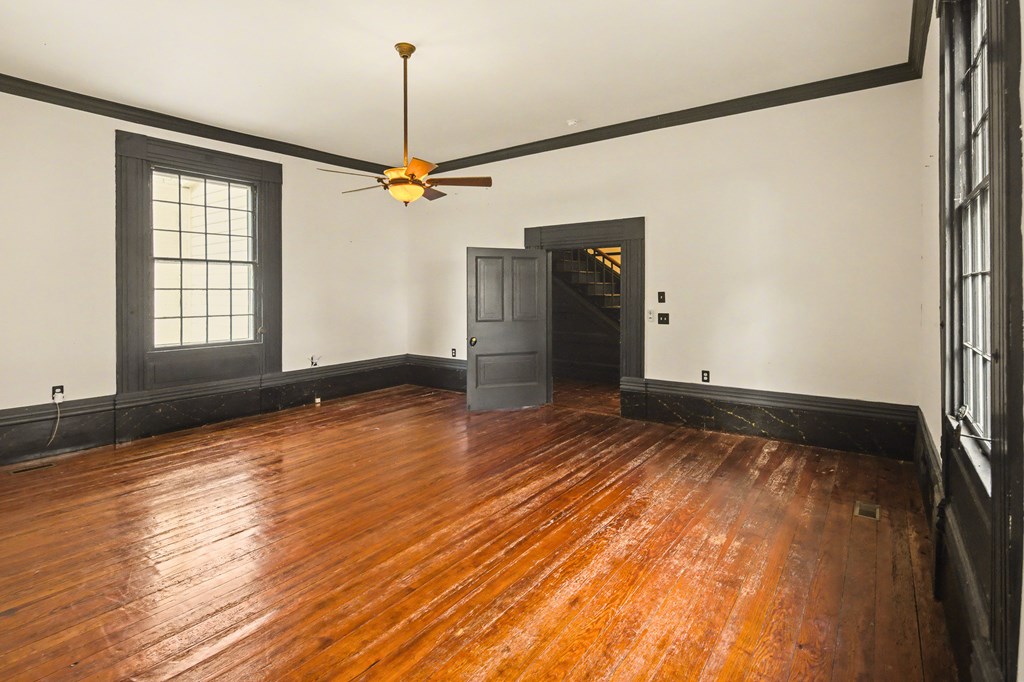 Buffalo Junction, Virginia, 24529, United States, 4 Bedrooms Bedrooms, ,2 BathroomsBathrooms,Residential,For Sale,2033576