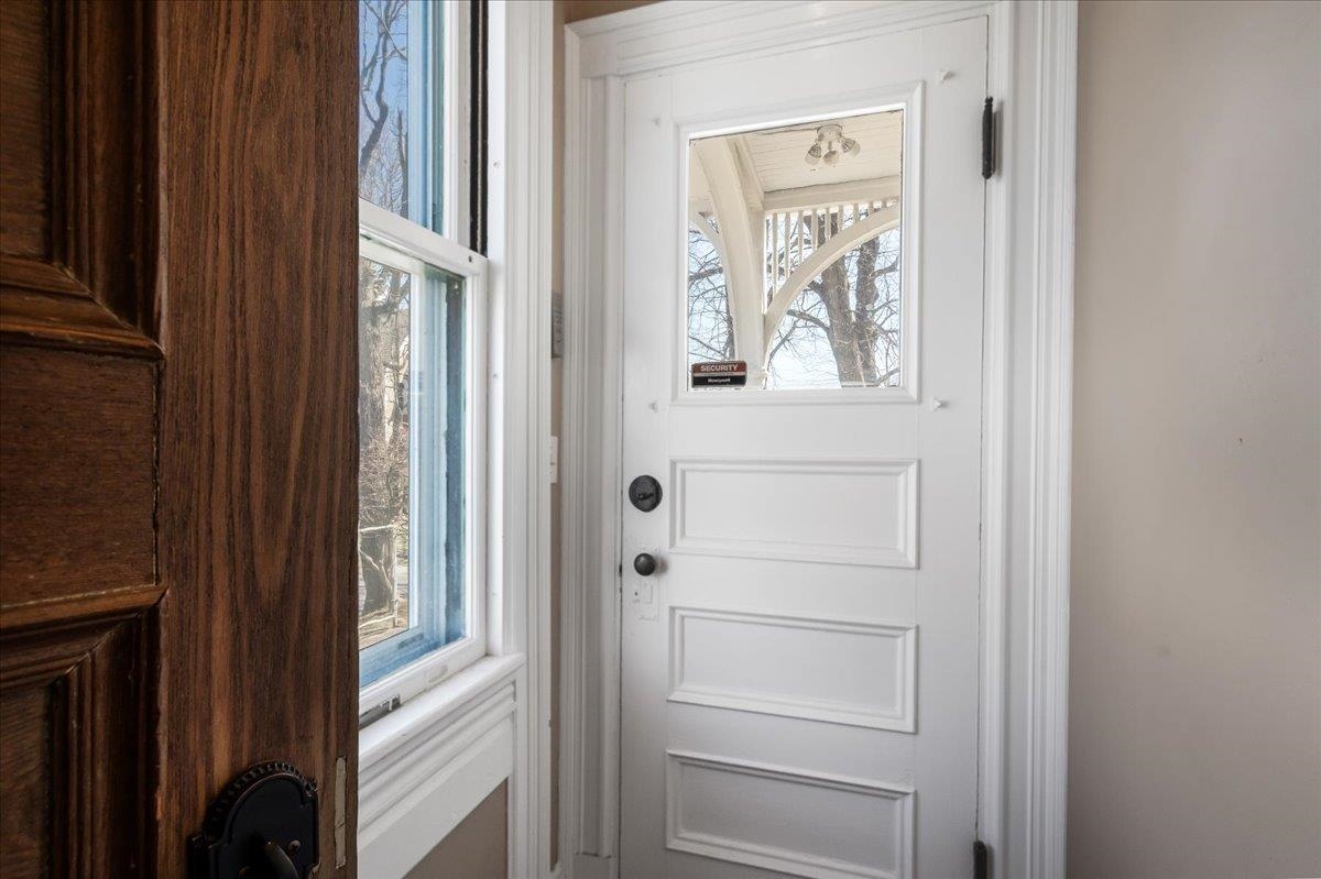 Manchester, New Hampshire, 03104, United States, 5 Bedrooms Bedrooms, ,6 BathroomsBathrooms,Residential,For Sale,1779351
